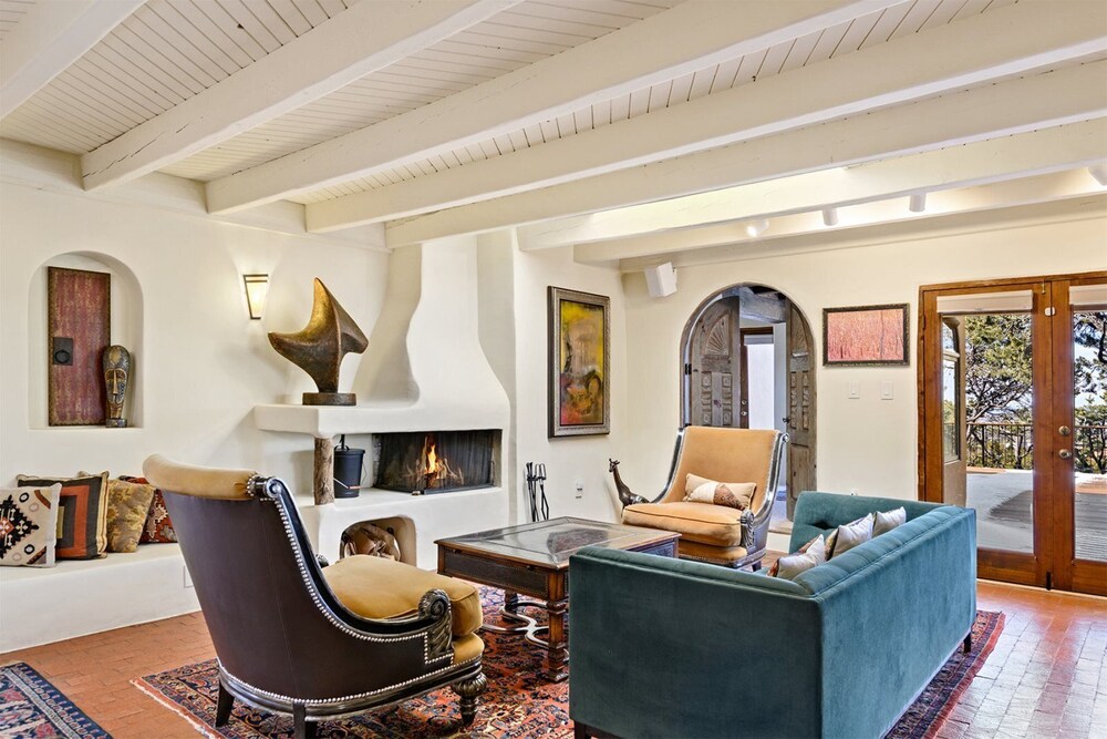 Casa Ladera Enchanting Home