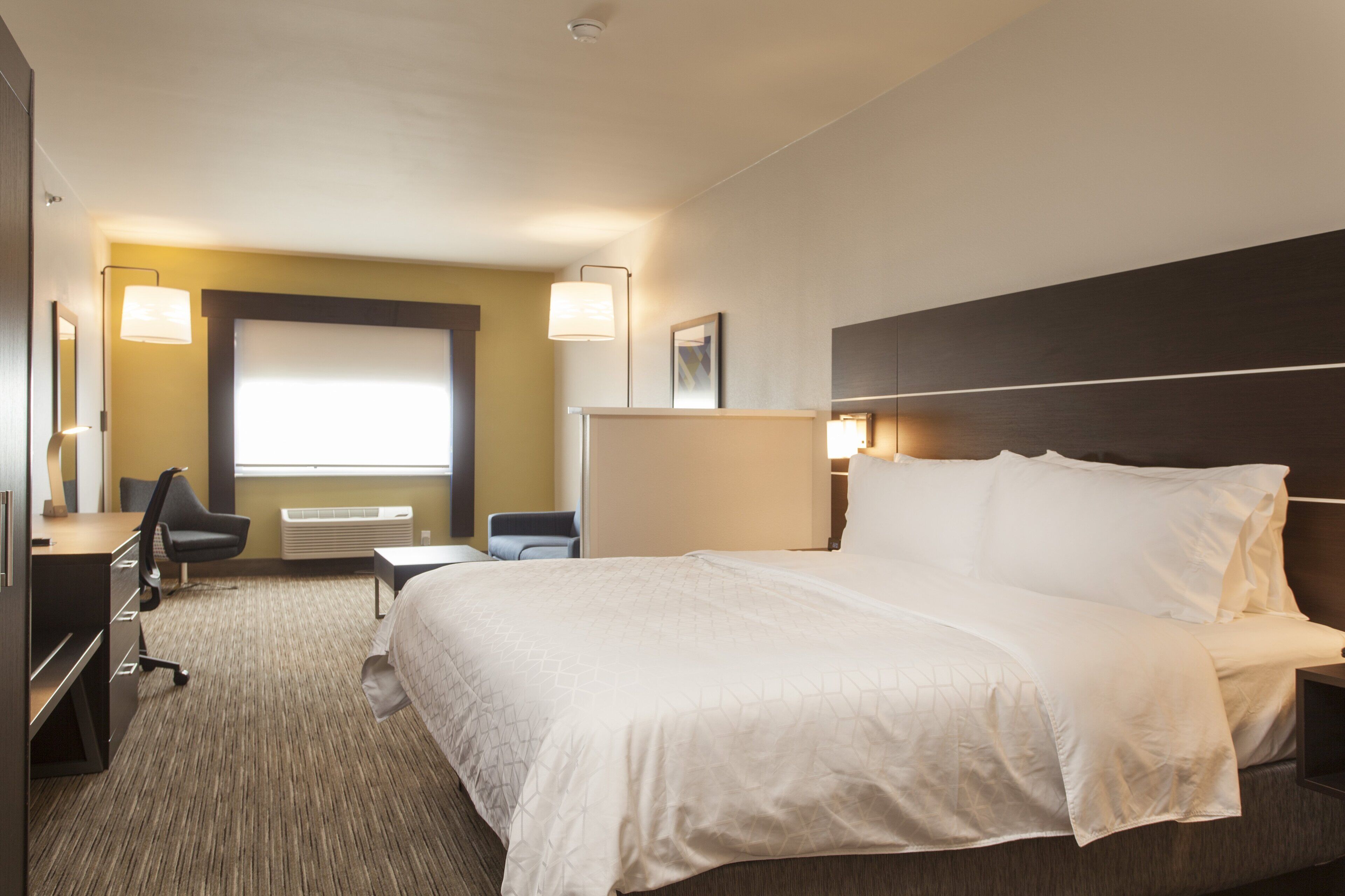 Holiday Inn Express & Suites Santa Fe