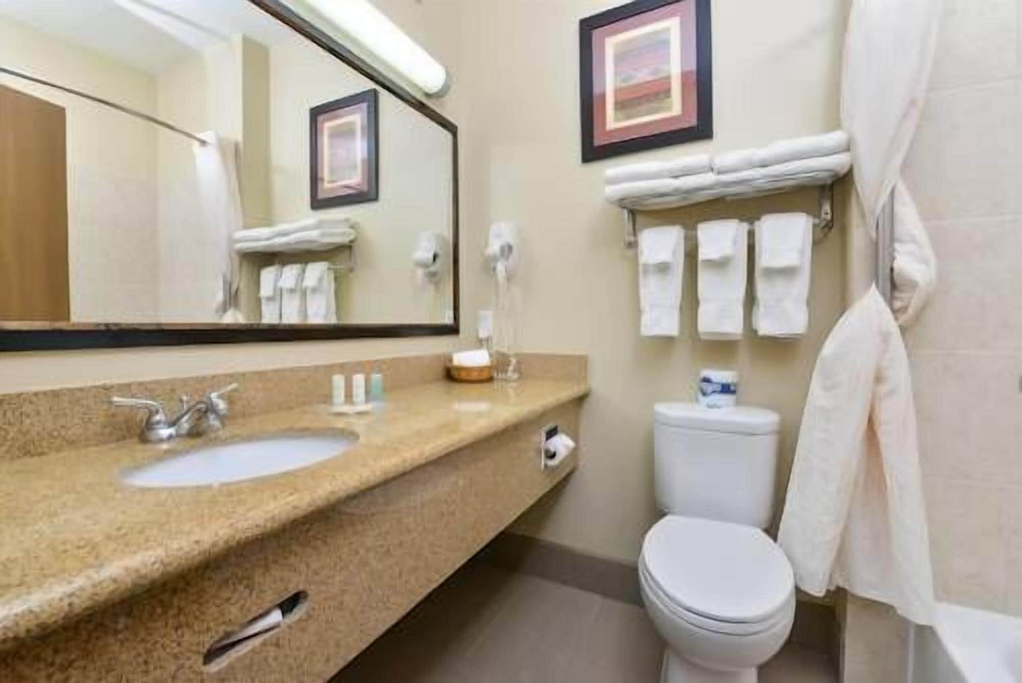 Holiday Inn Express & Suites Santa Fe