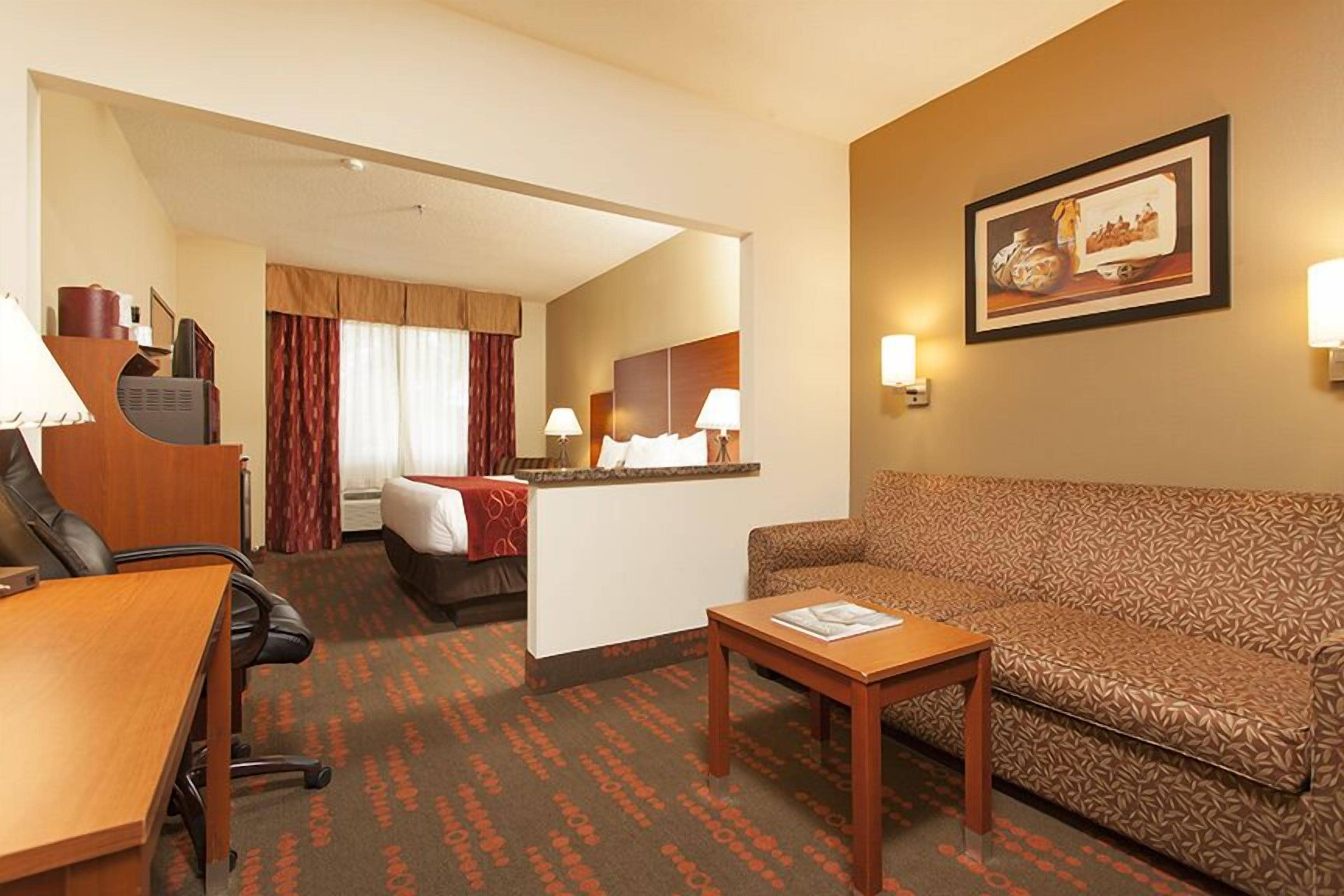 Holiday Inn Express & Suites Santa Fe
