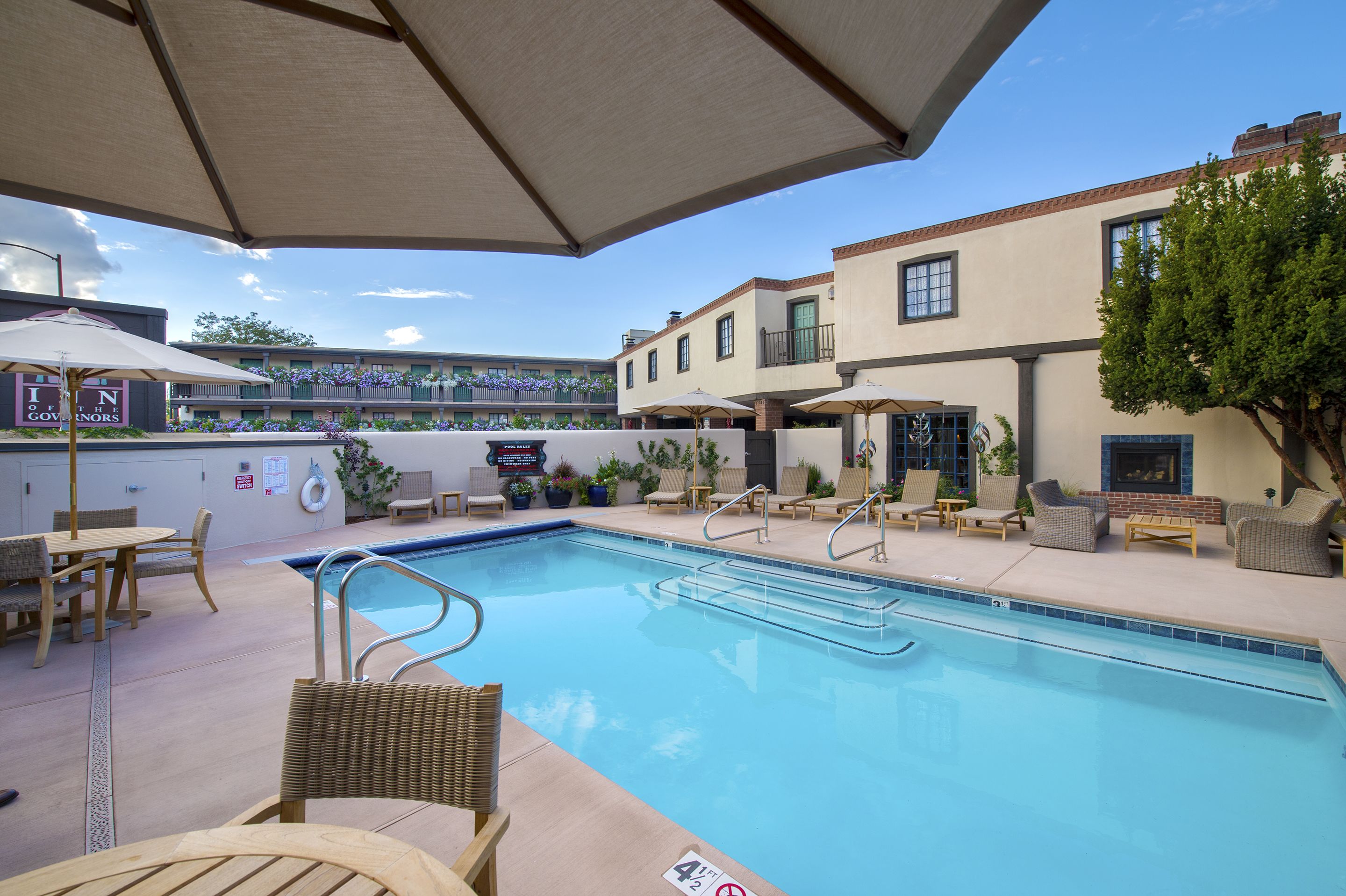 Inn of the Governors