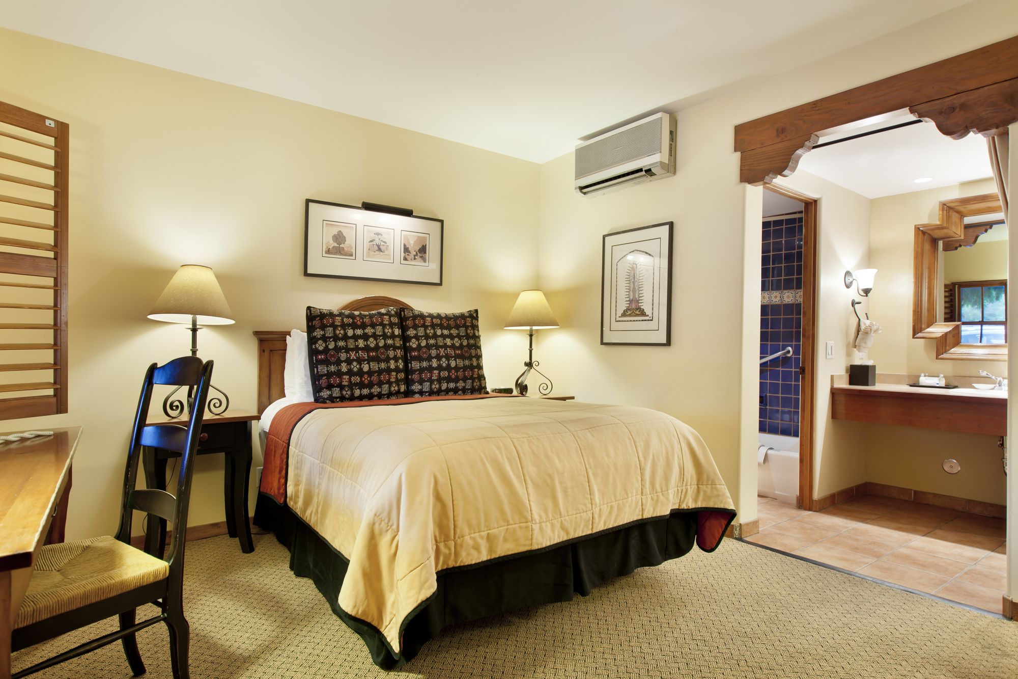 Piñon Court by La Fonda