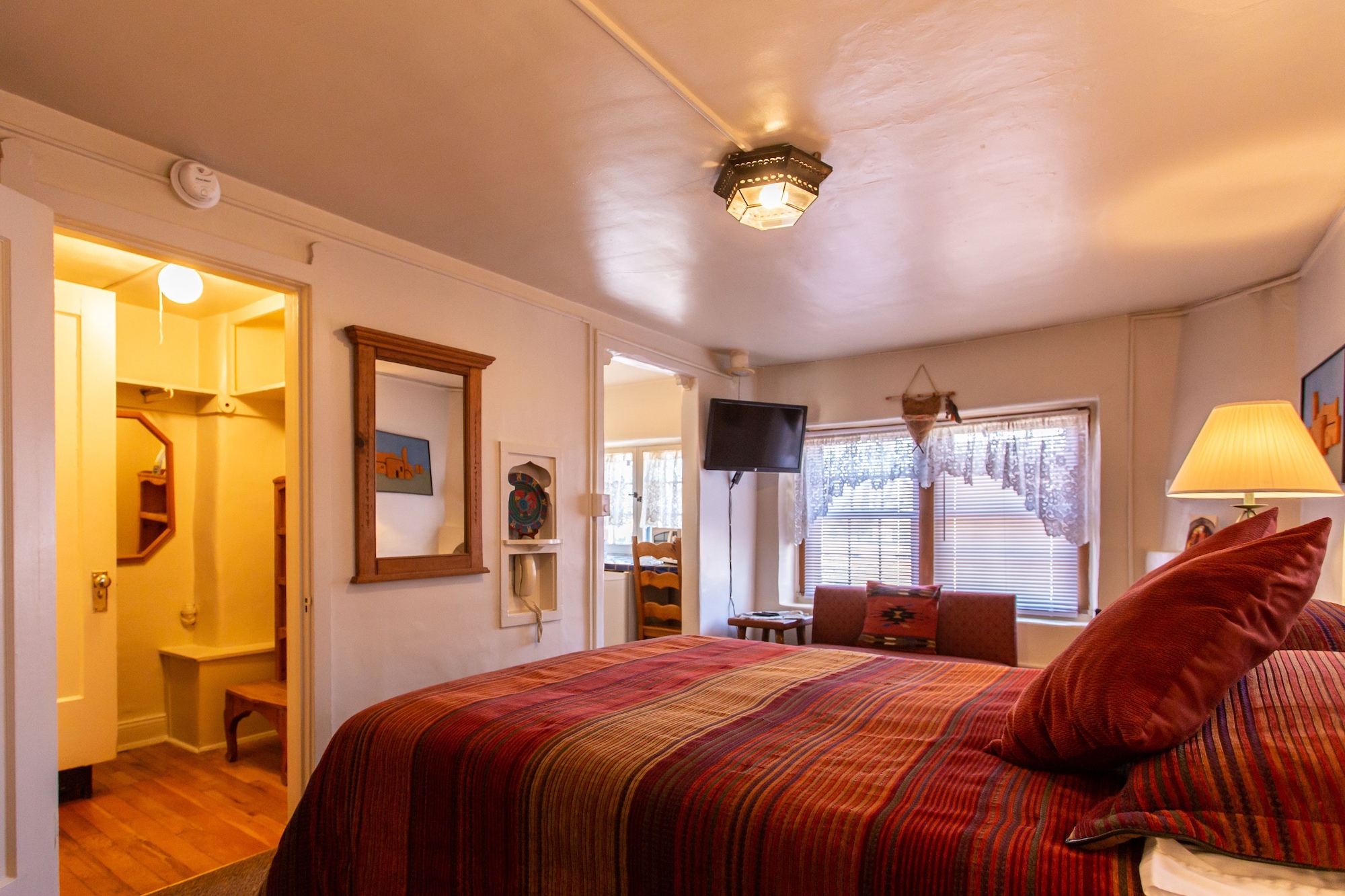 Pueblo Bonito B&B Inn