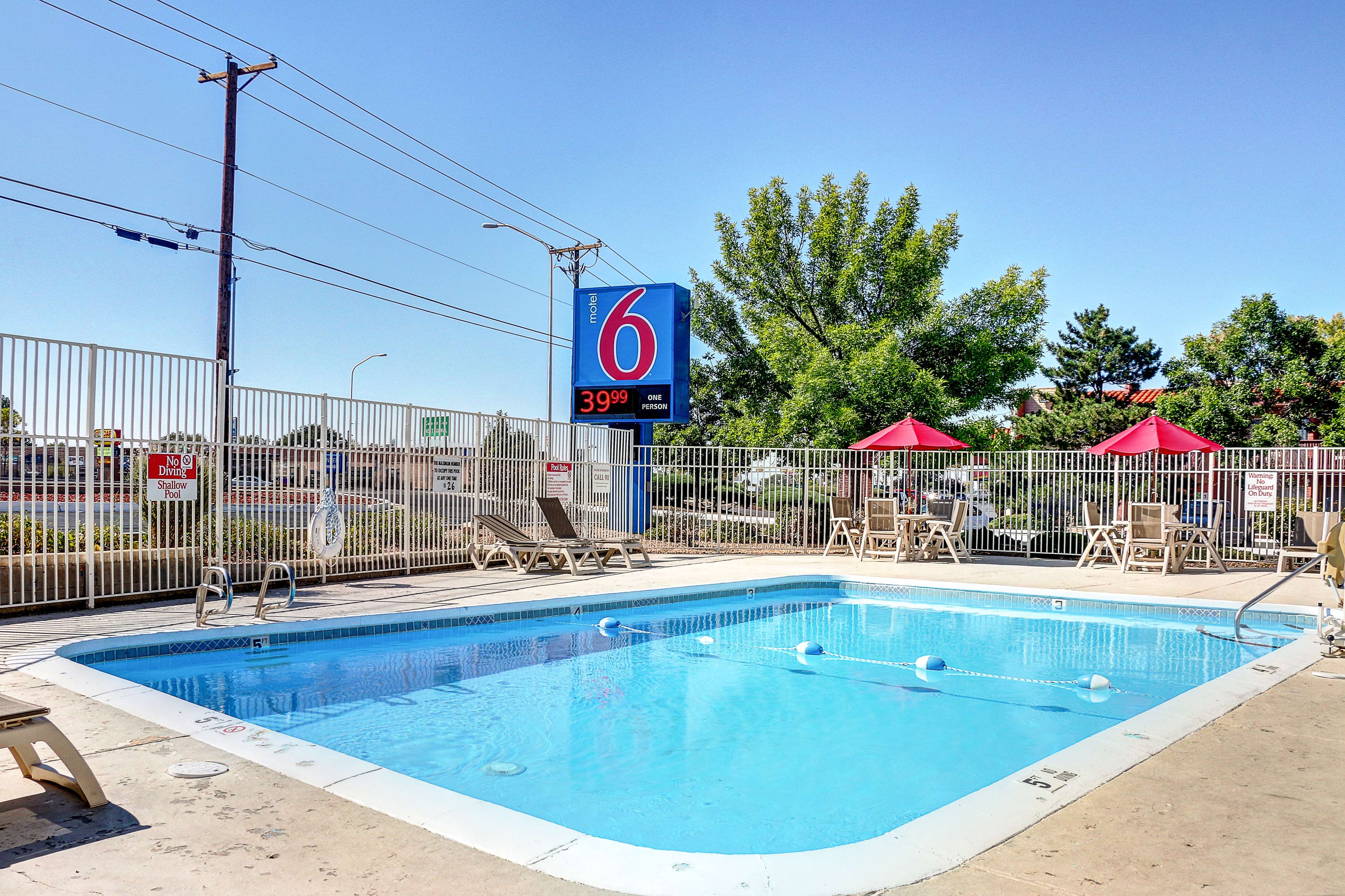 Motel 6 Santa Fe