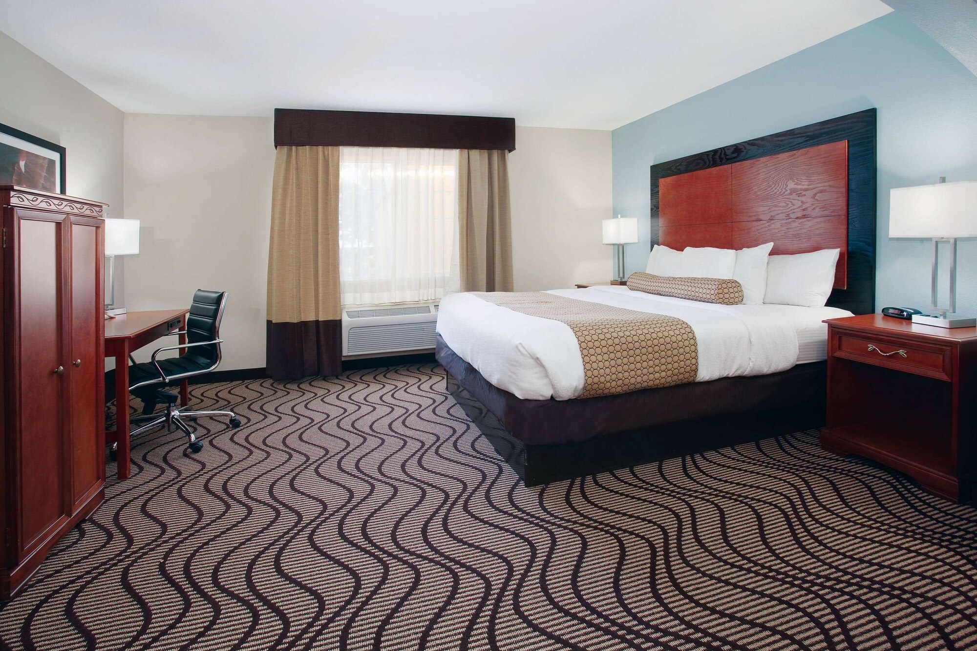 La Quinta Inn & Suites by Wyndham Santa Rosa