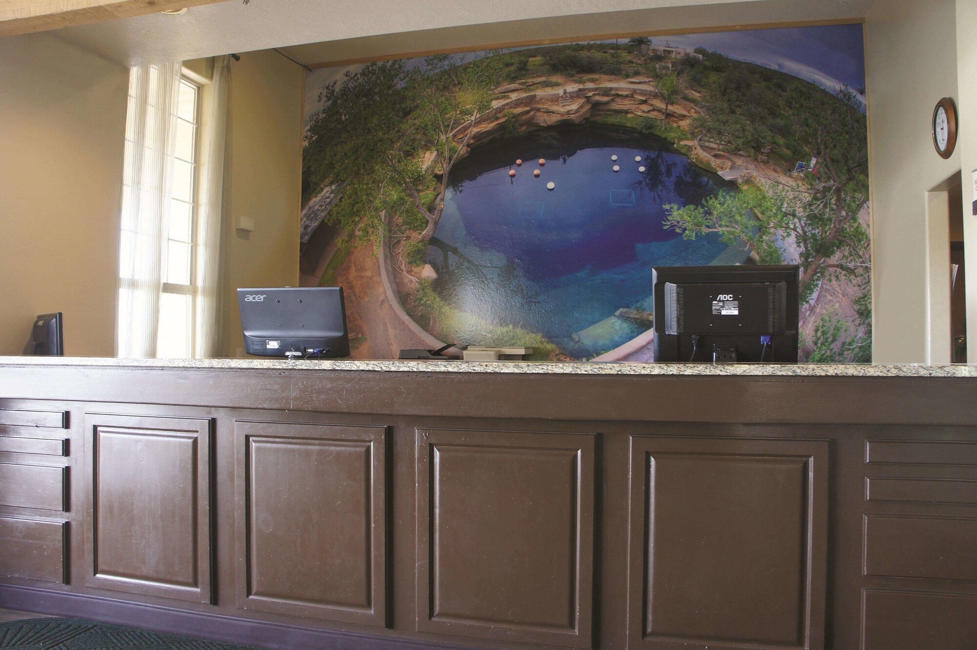 La Quinta Inn & Suites by Wyndham Santa Rosa
