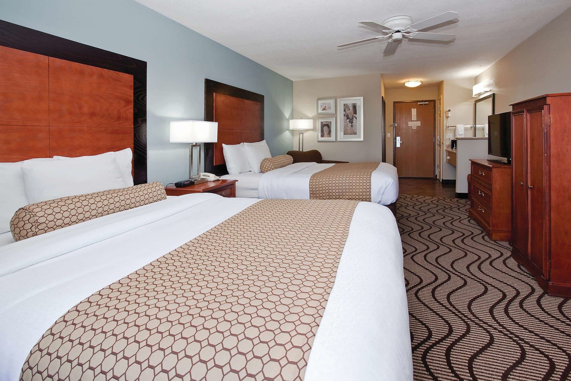 La Quinta Inn & Suites by Wyndham Santa Rosa