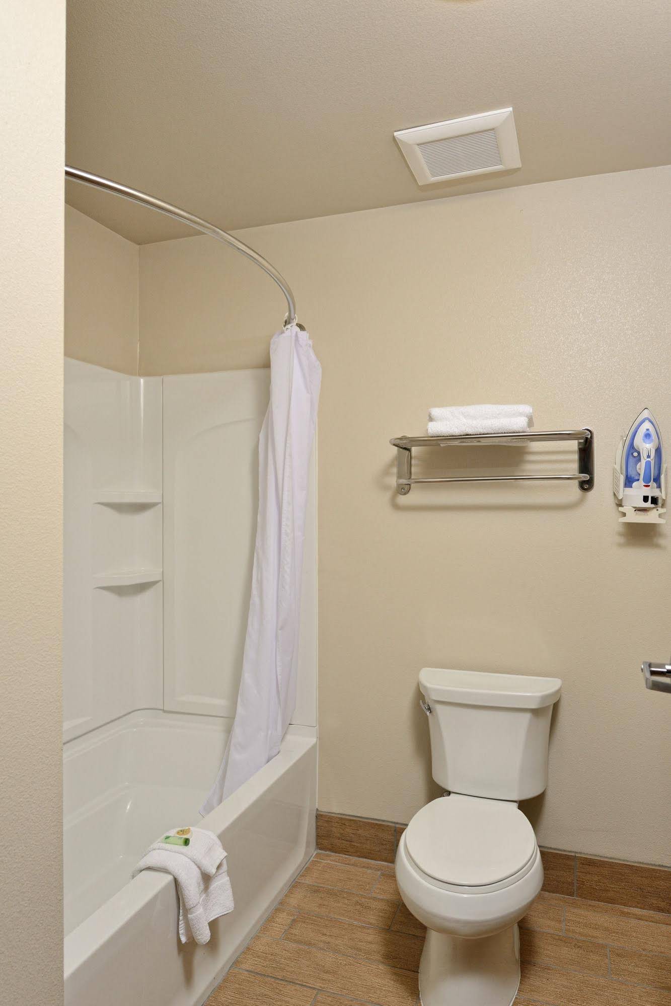 Travelodge by Wyndham Santa Teresa