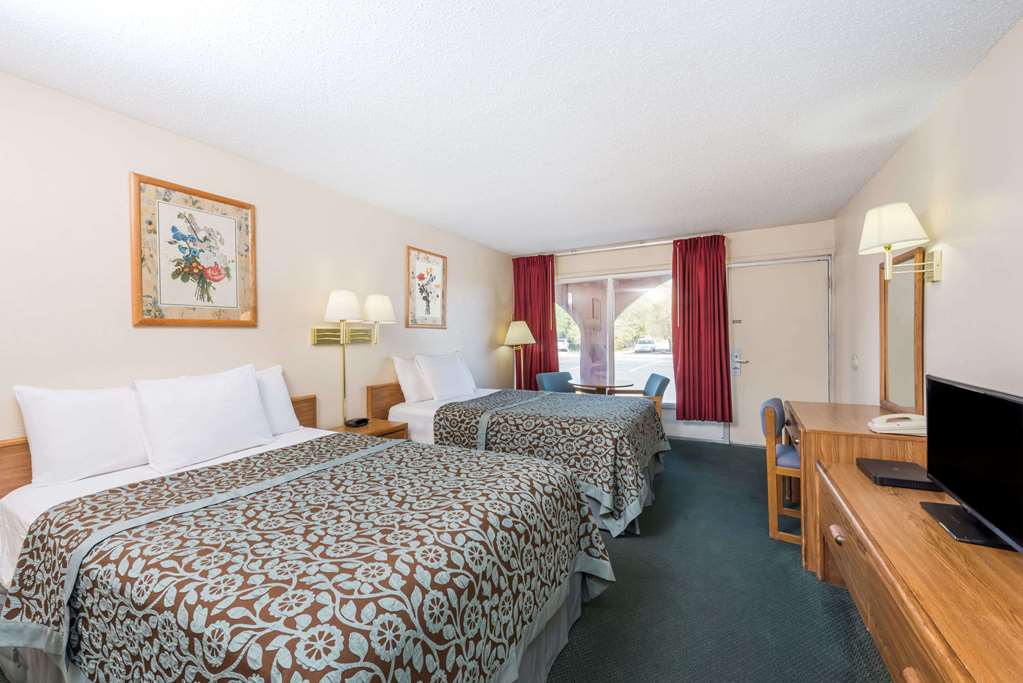 Days Inn by Wyndham Socorro