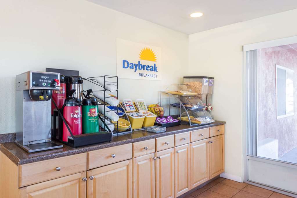 Days Inn by Wyndham Socorro