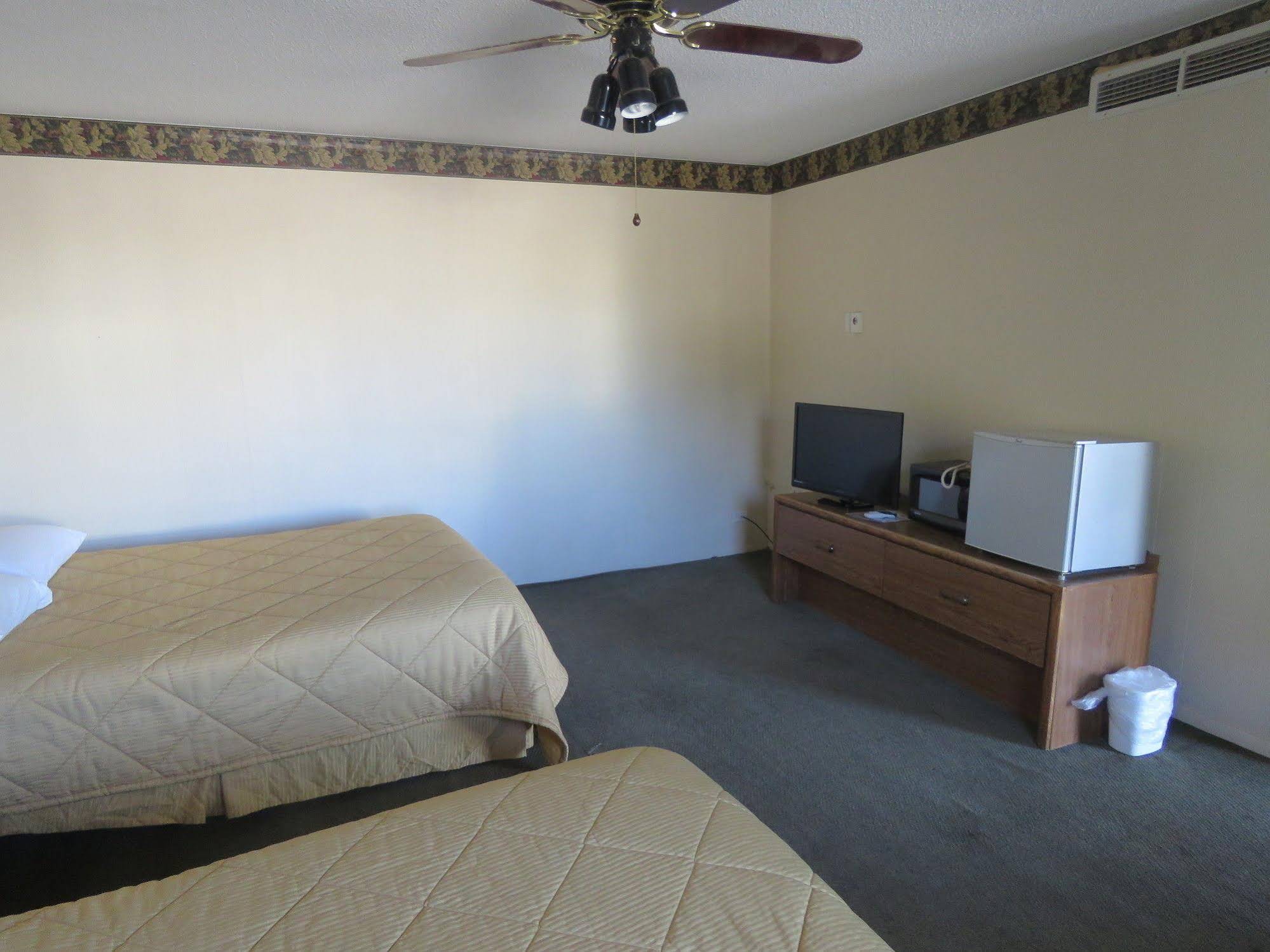Economy Inn