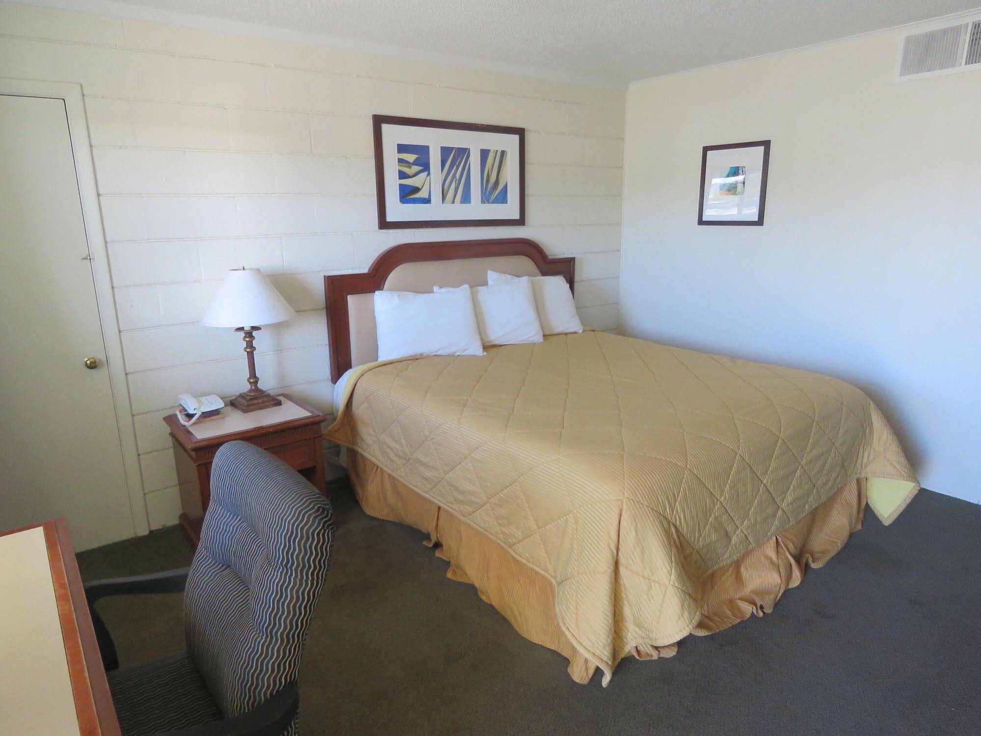 Economy Inn