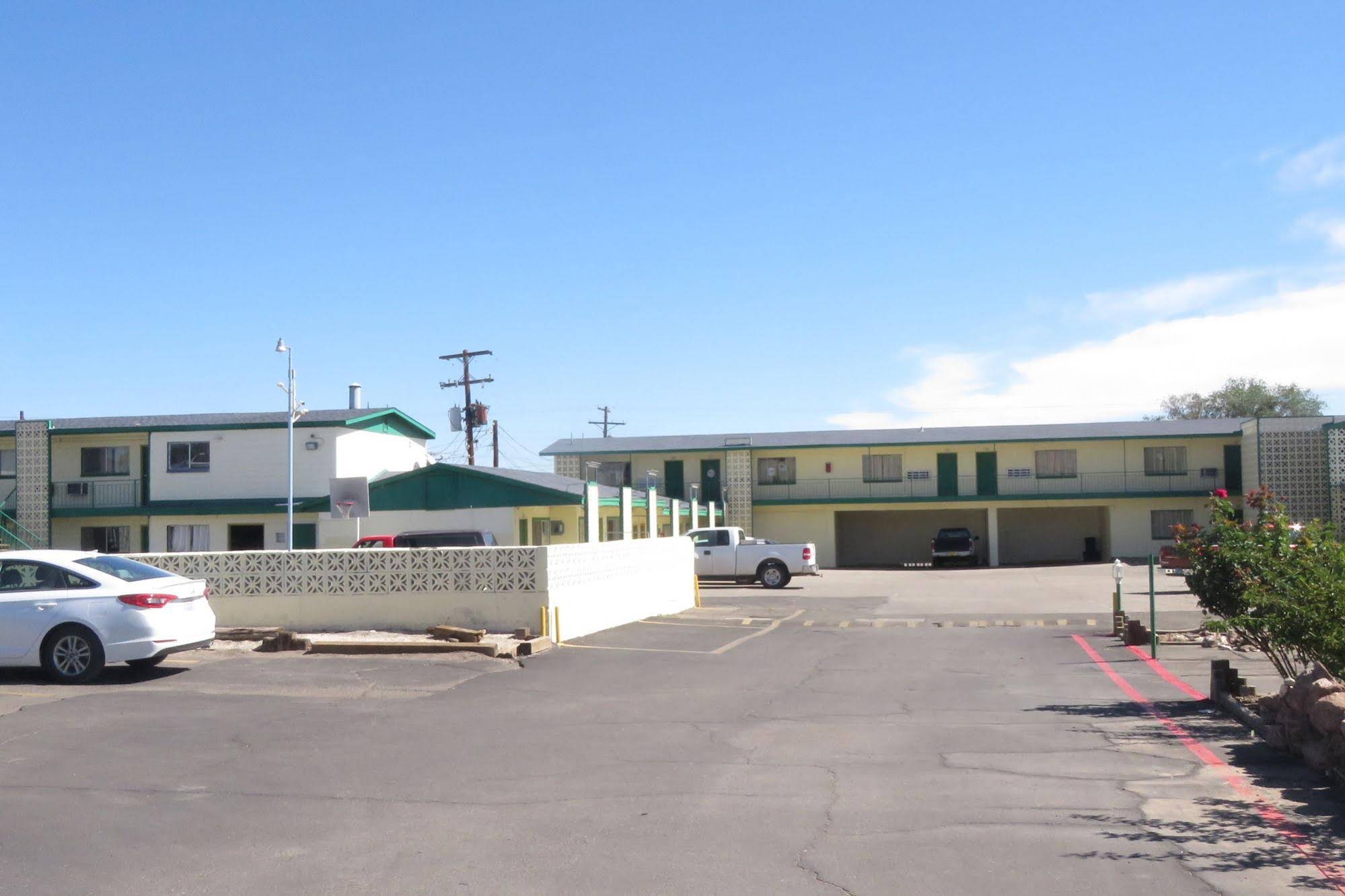 Economy Inn