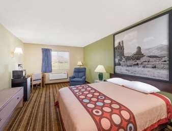 Super 8 by Wyndham Socorro