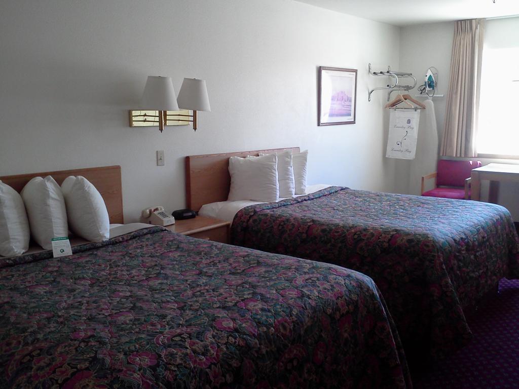 Days Inn by Wyndham Taos