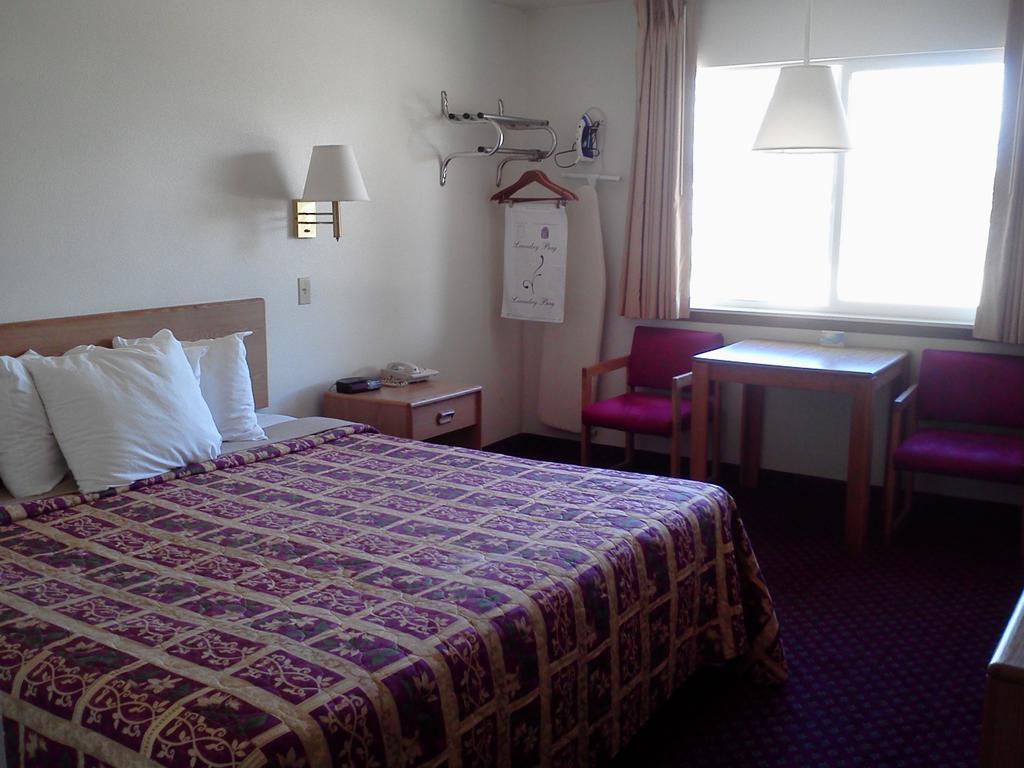 Days Inn by Wyndham Taos