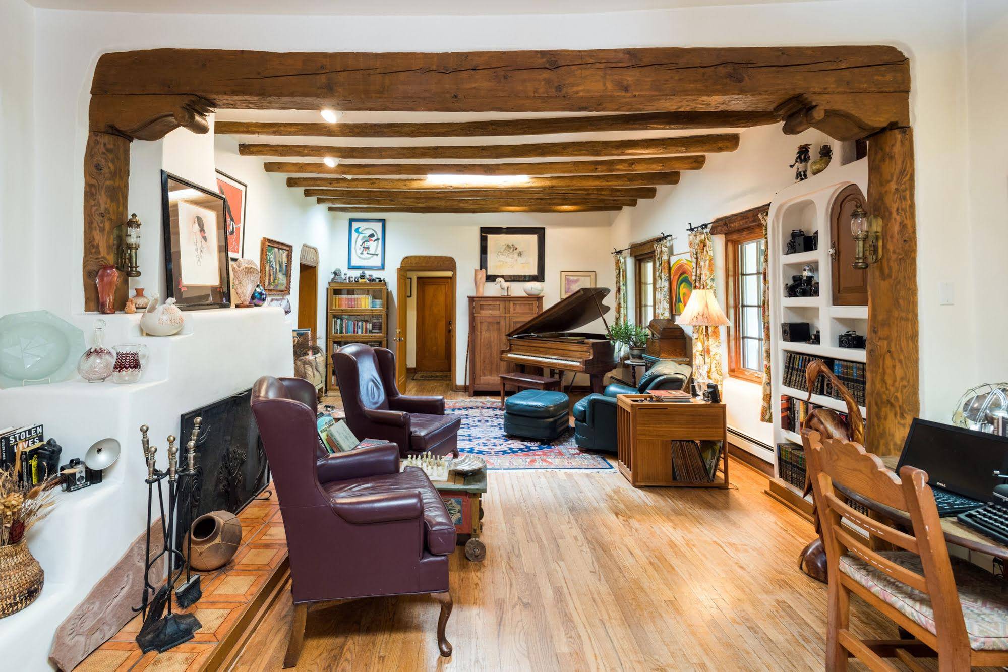 Inn on La Loma Plaza