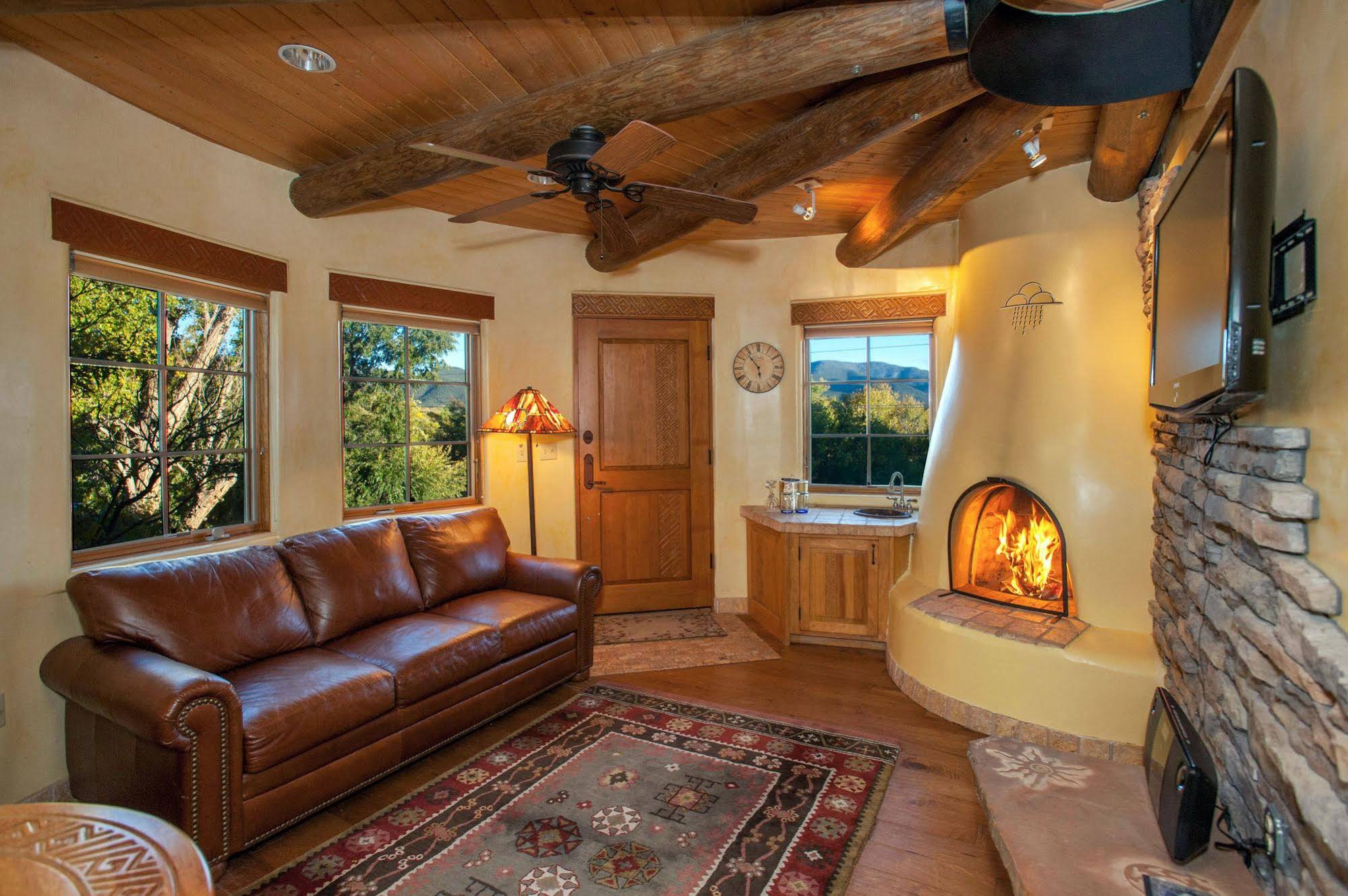 Inn on La Loma Plaza