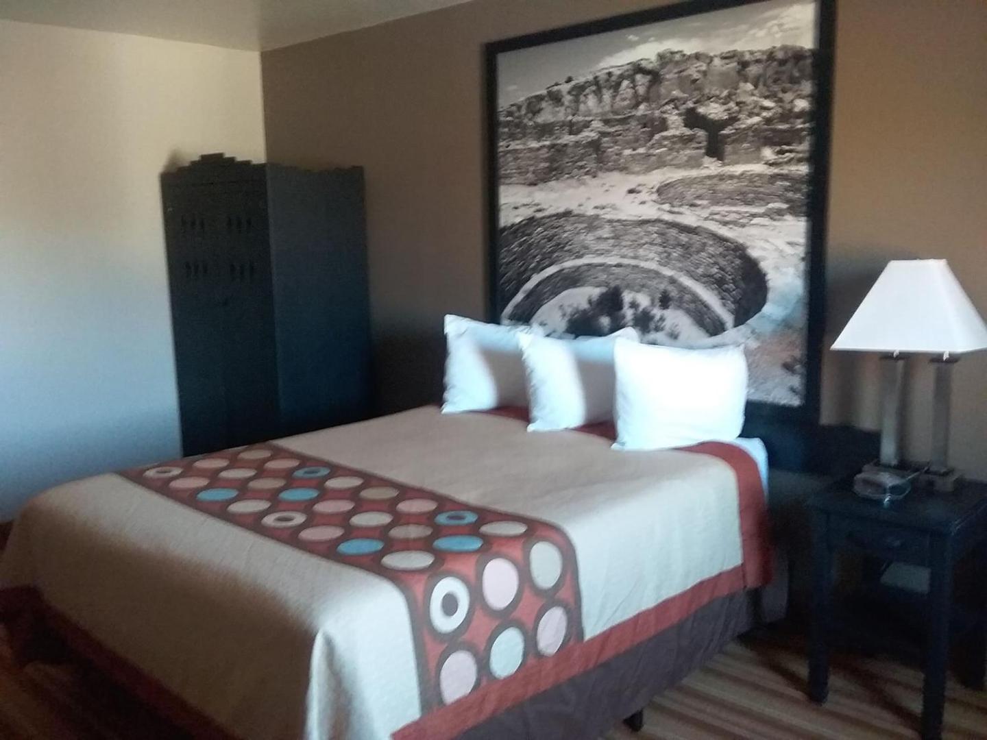 Super 8 by Wyndham Taos