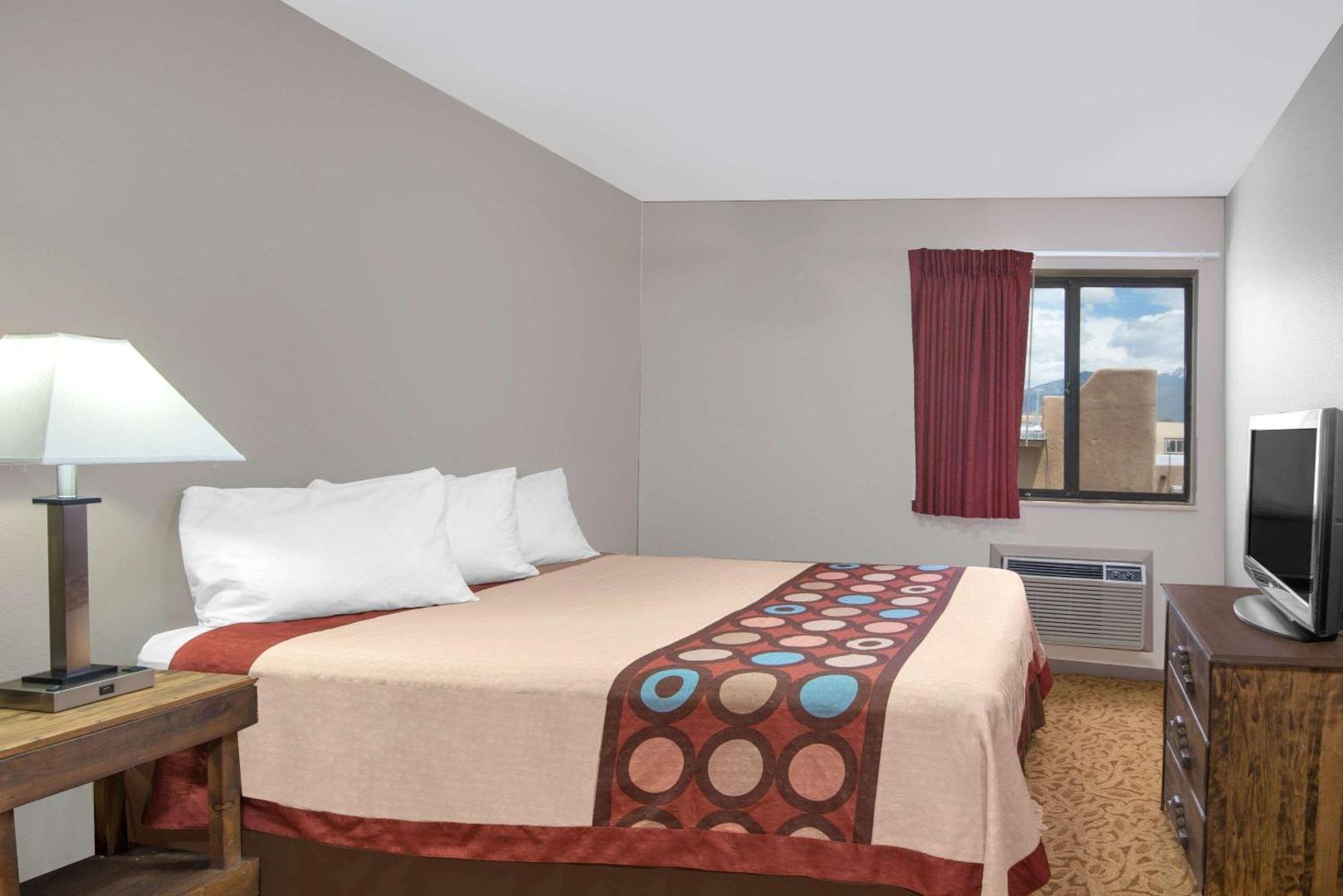 Super 8 by Wyndham Taos