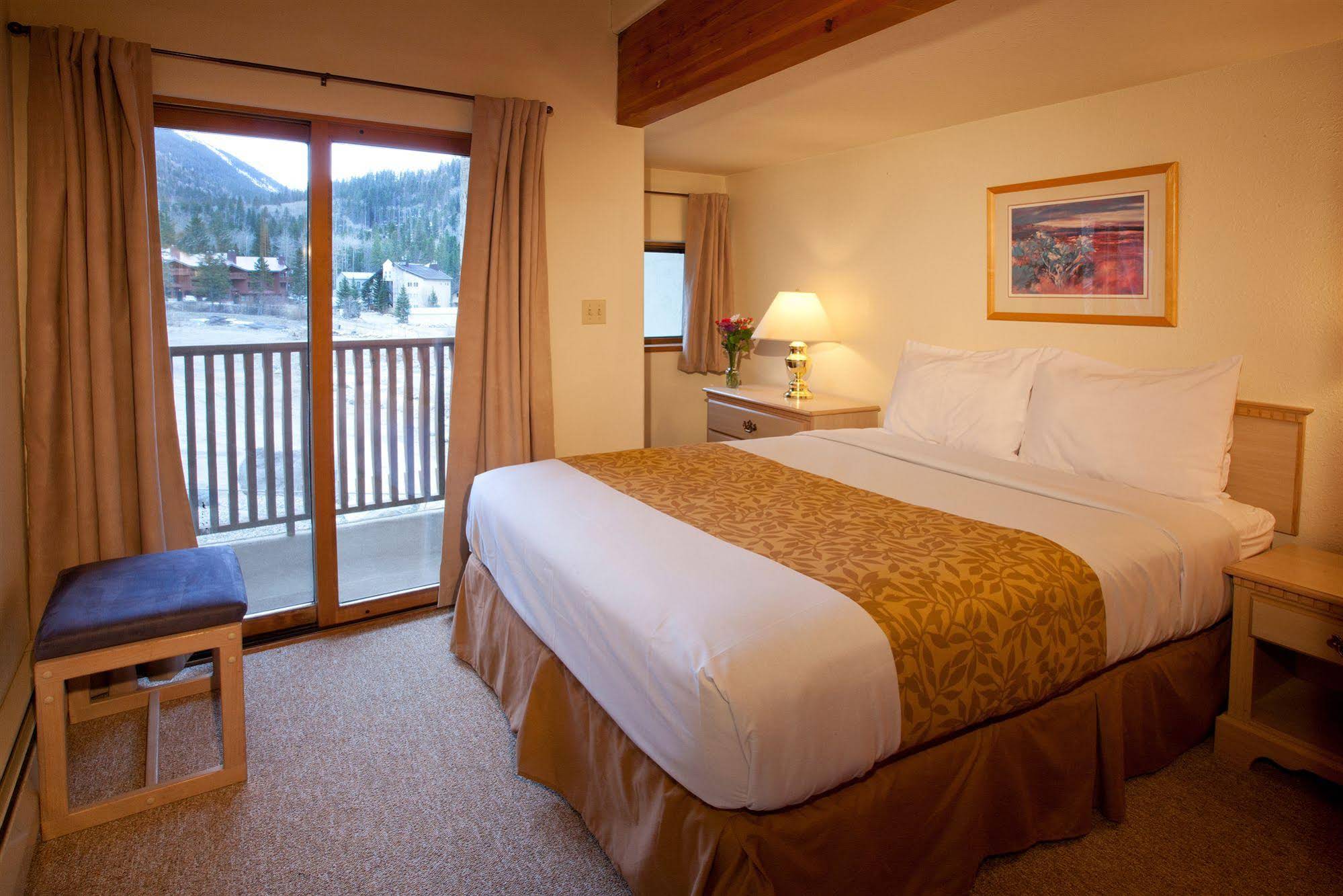 Powderhorn Suites & Condominiums