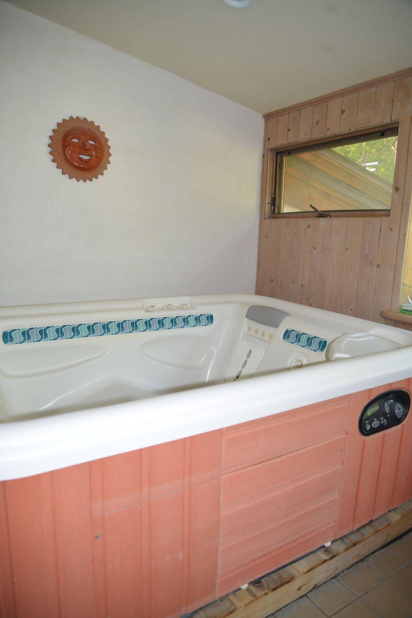 Powderhorn Suites & Condominiums