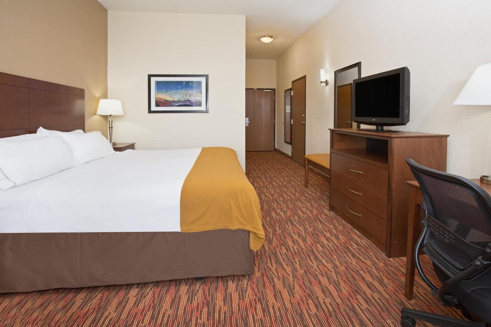 Holiday Inn Express Hotel & Suites Truth