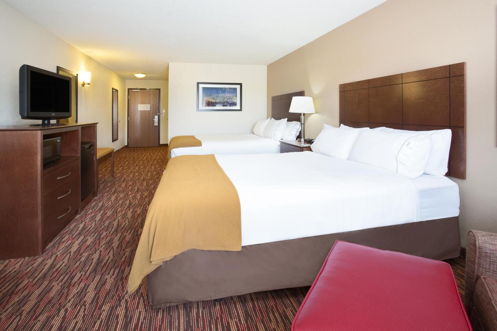 Holiday Inn Express Hotel & Suites Truth
