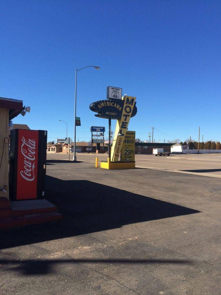 Americana Motel