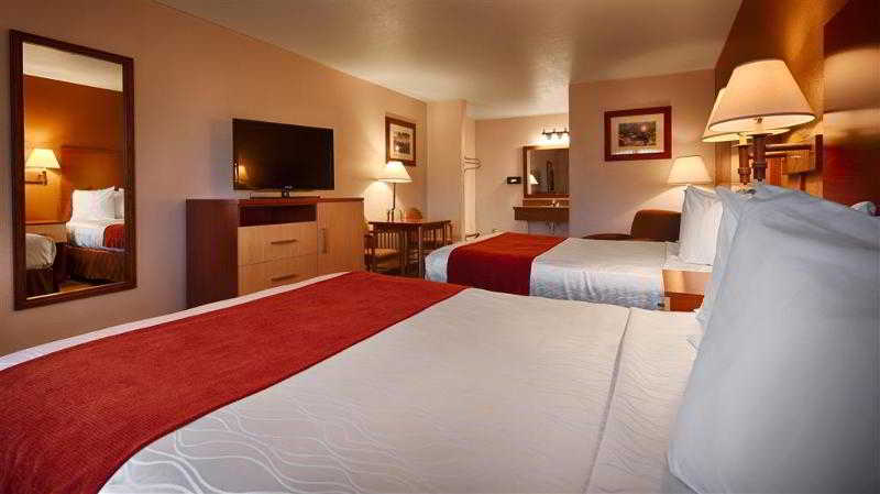 Best Western Discovery Inn