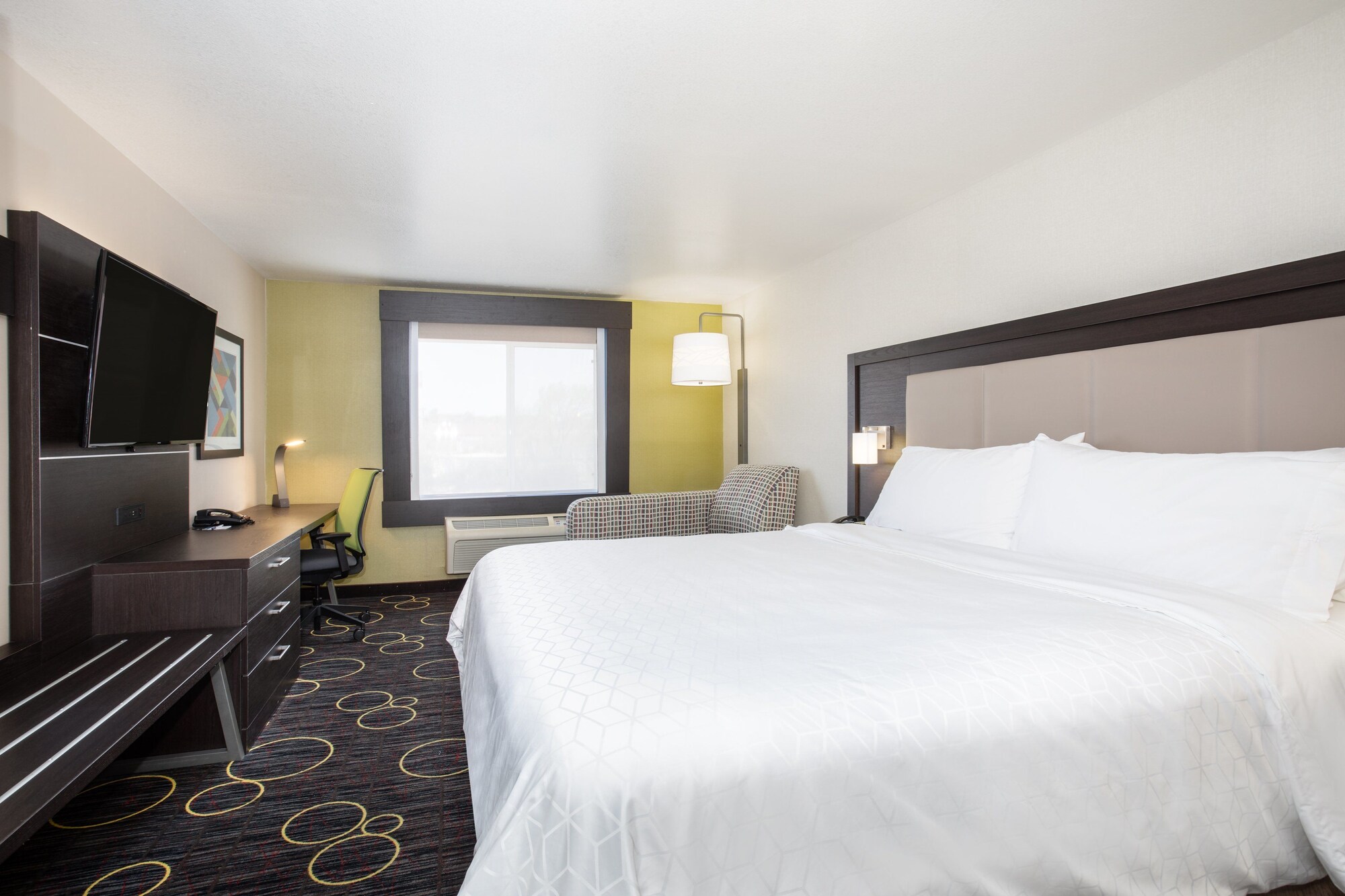 Holiday Inn Express & Suites Tucumcari