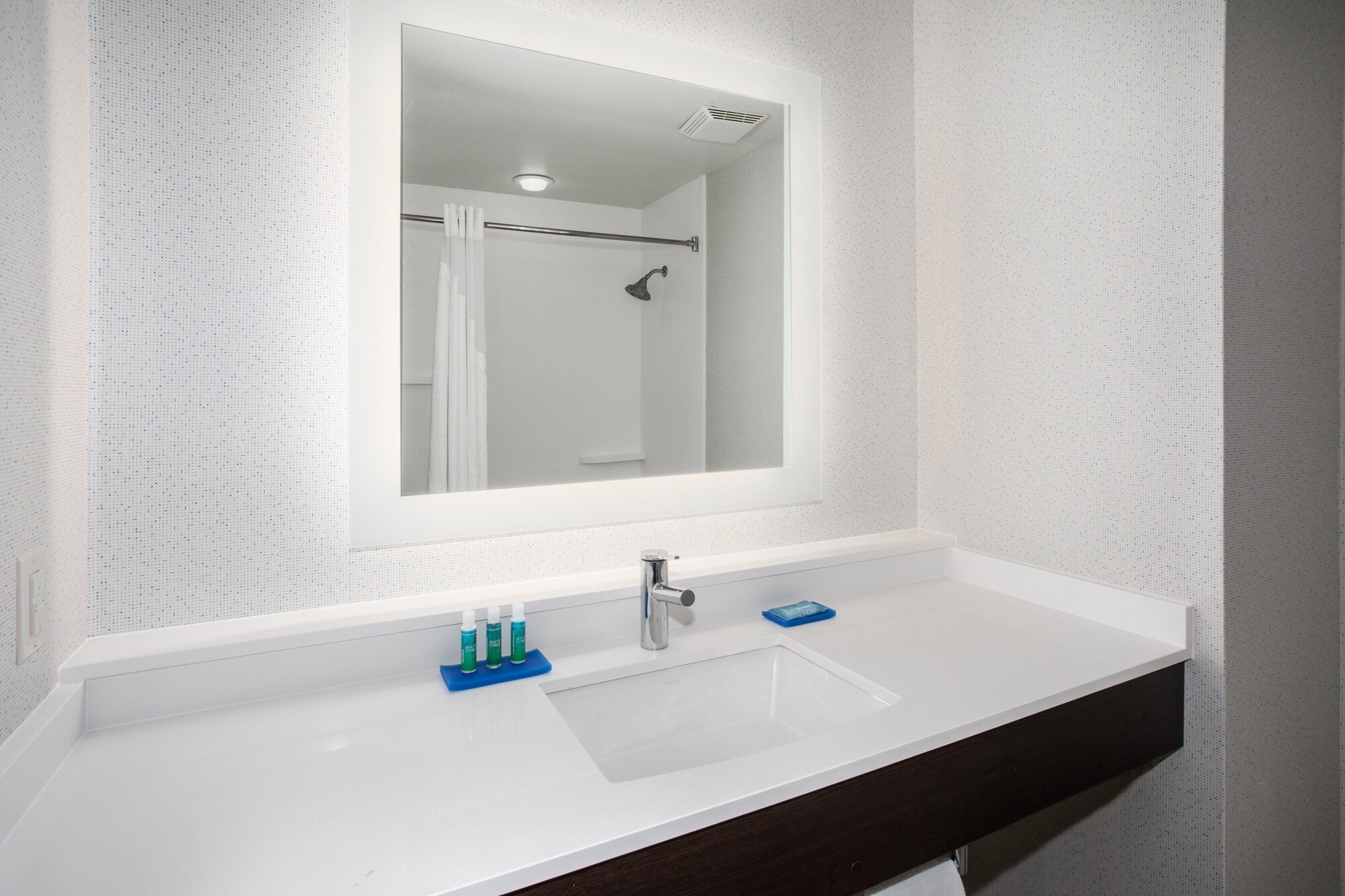 Holiday Inn Express & Suites Tucumcari