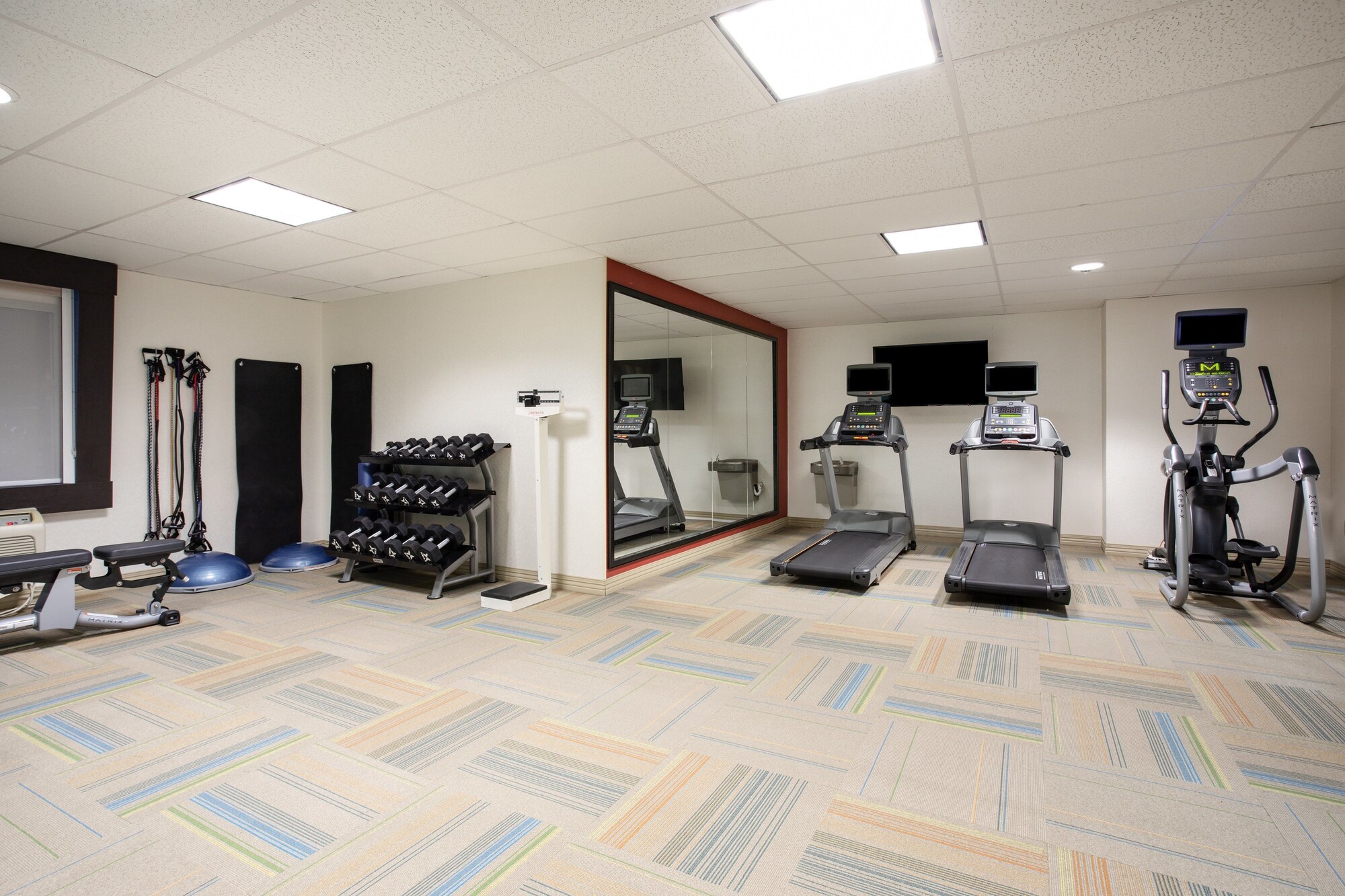 Holiday Inn Express & Suites Tucumcari