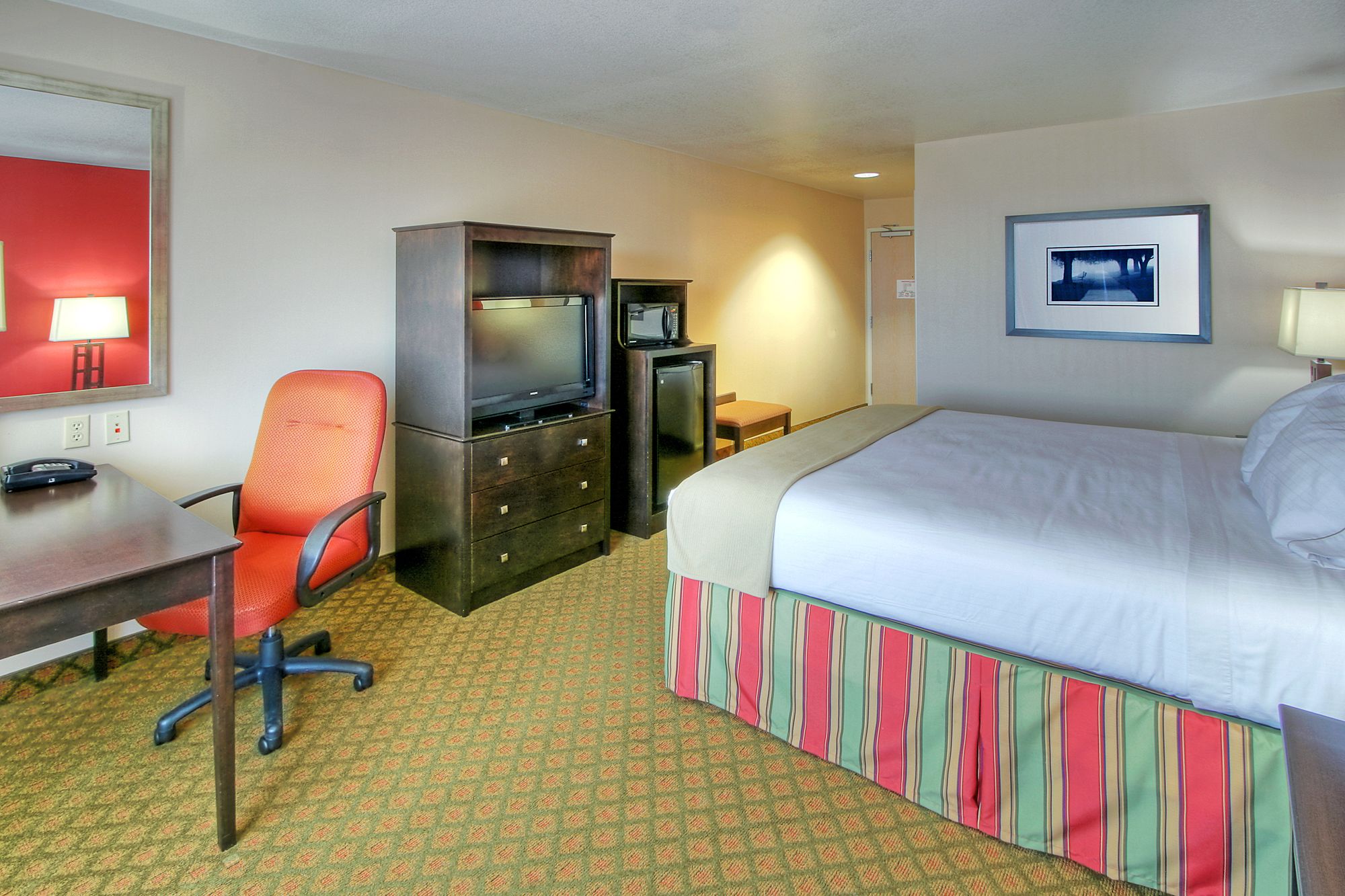 Holiday Inn Express & Suites Tucumcari