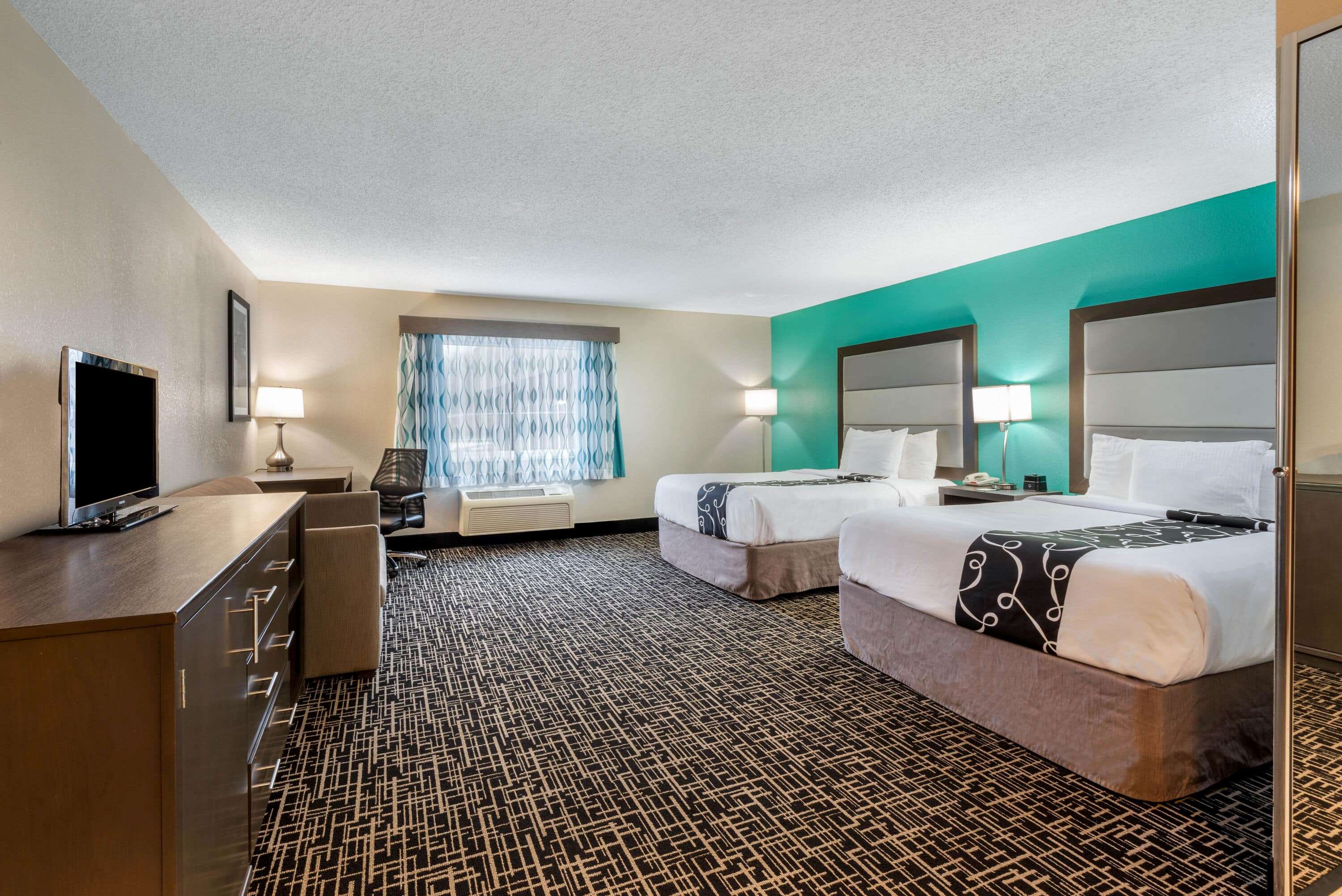 La Quinta Inn & Suites by Wyndham Batavia