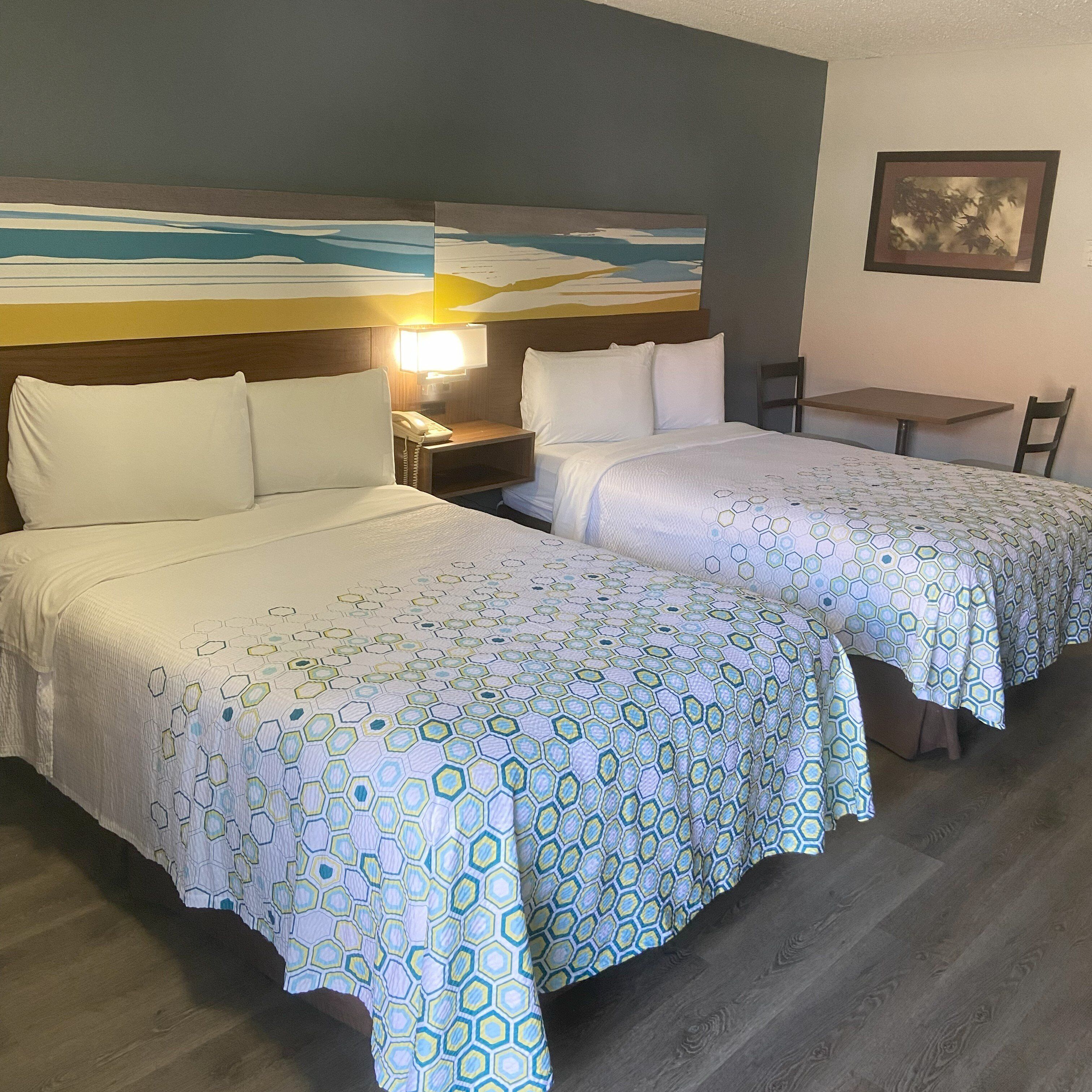 HomeTowne Studios by Red Roof Buffalo - Niagara Airport