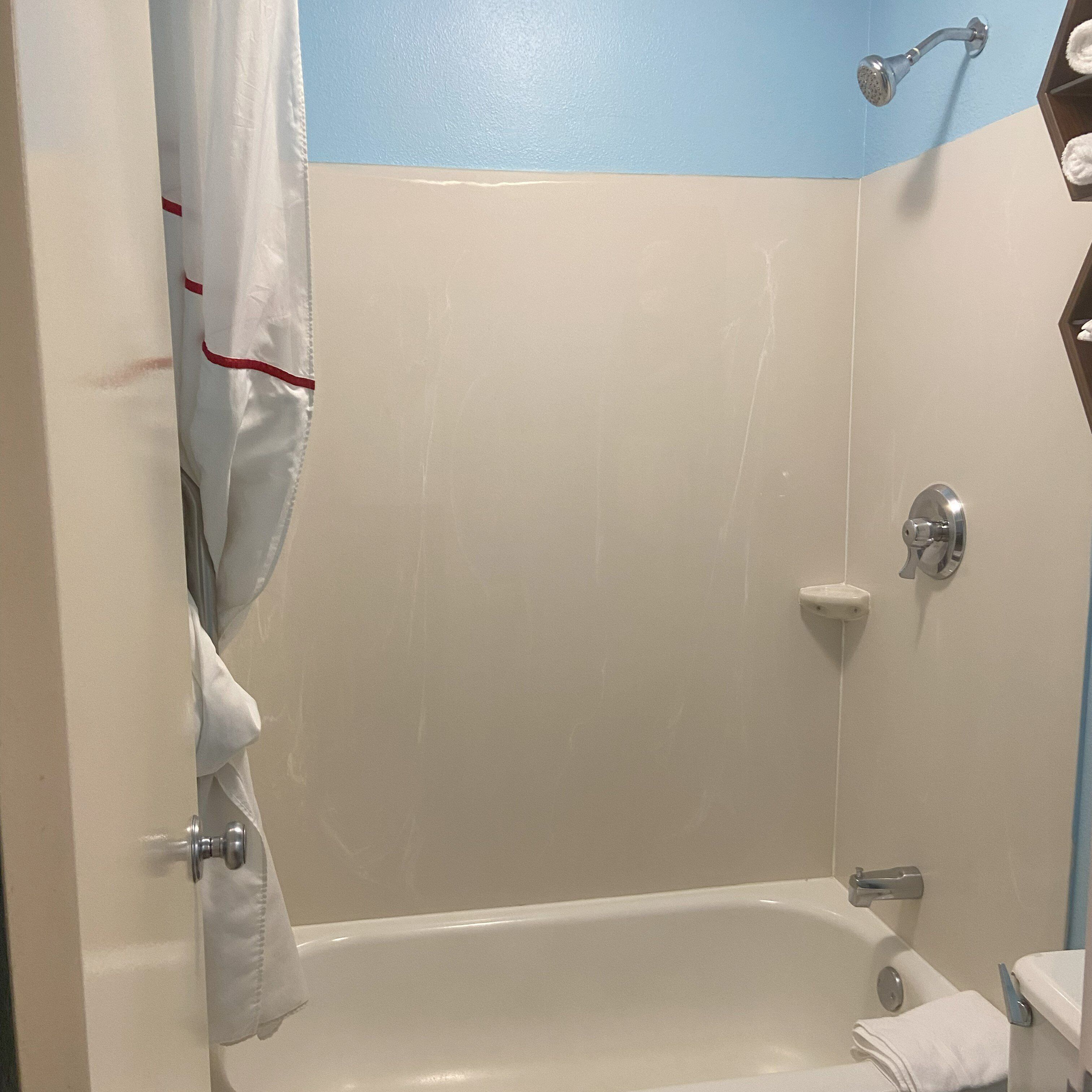 HomeTowne Studios by Red Roof Buffalo - Niagara Airport