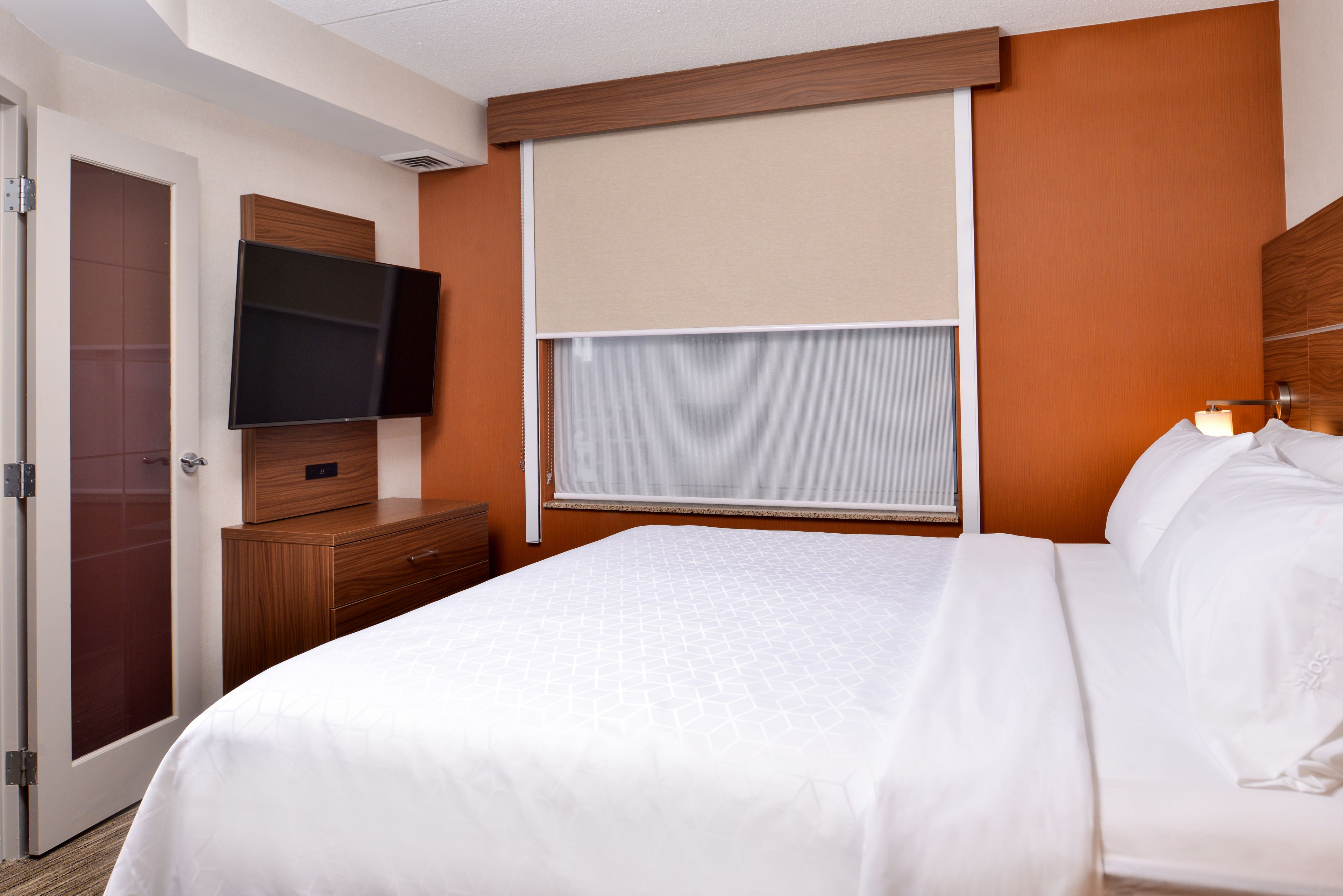 Holiday Inn Express & Suites Buffalo Downtown