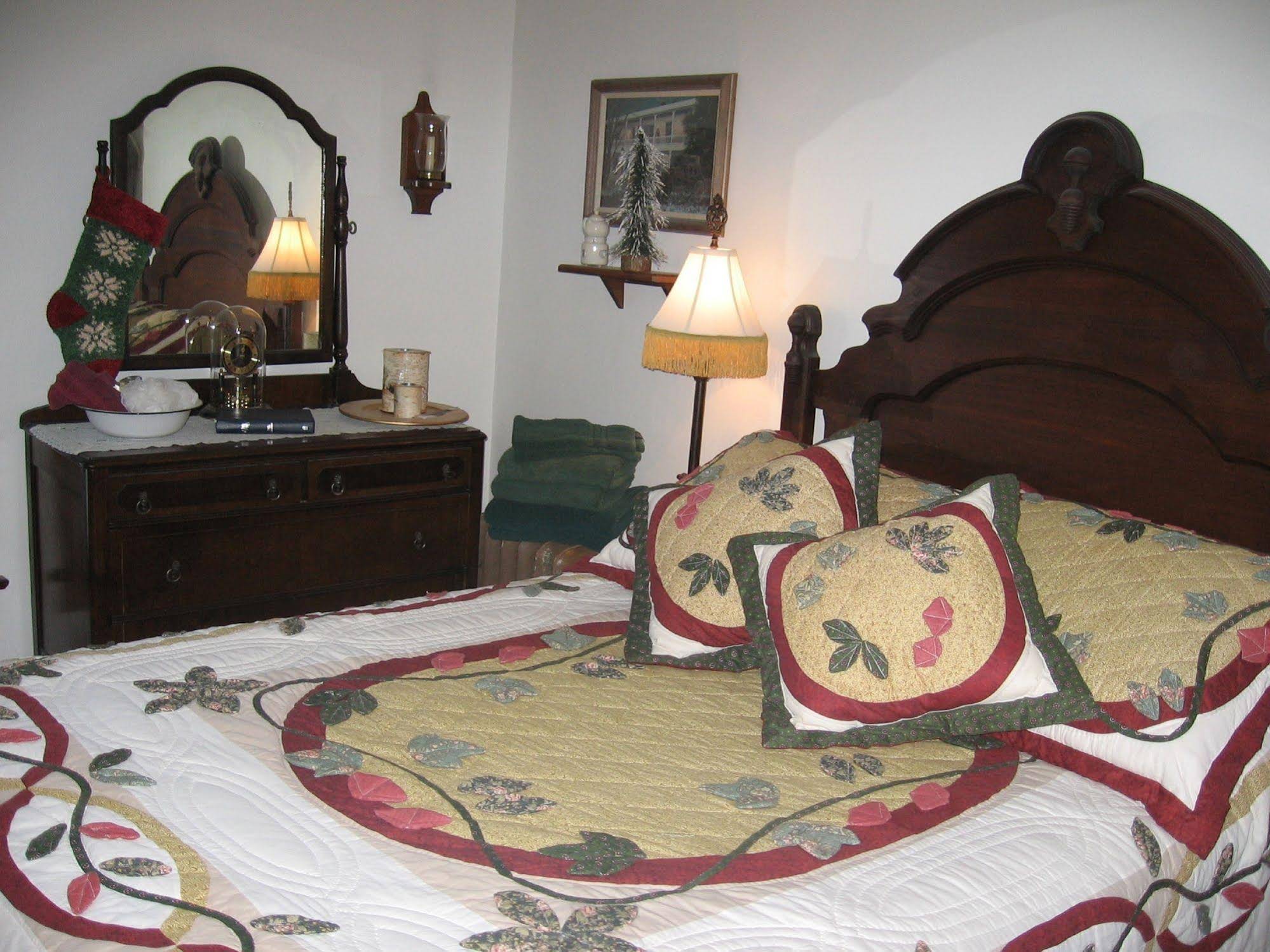 The Bella Ella Bed & Breakfast