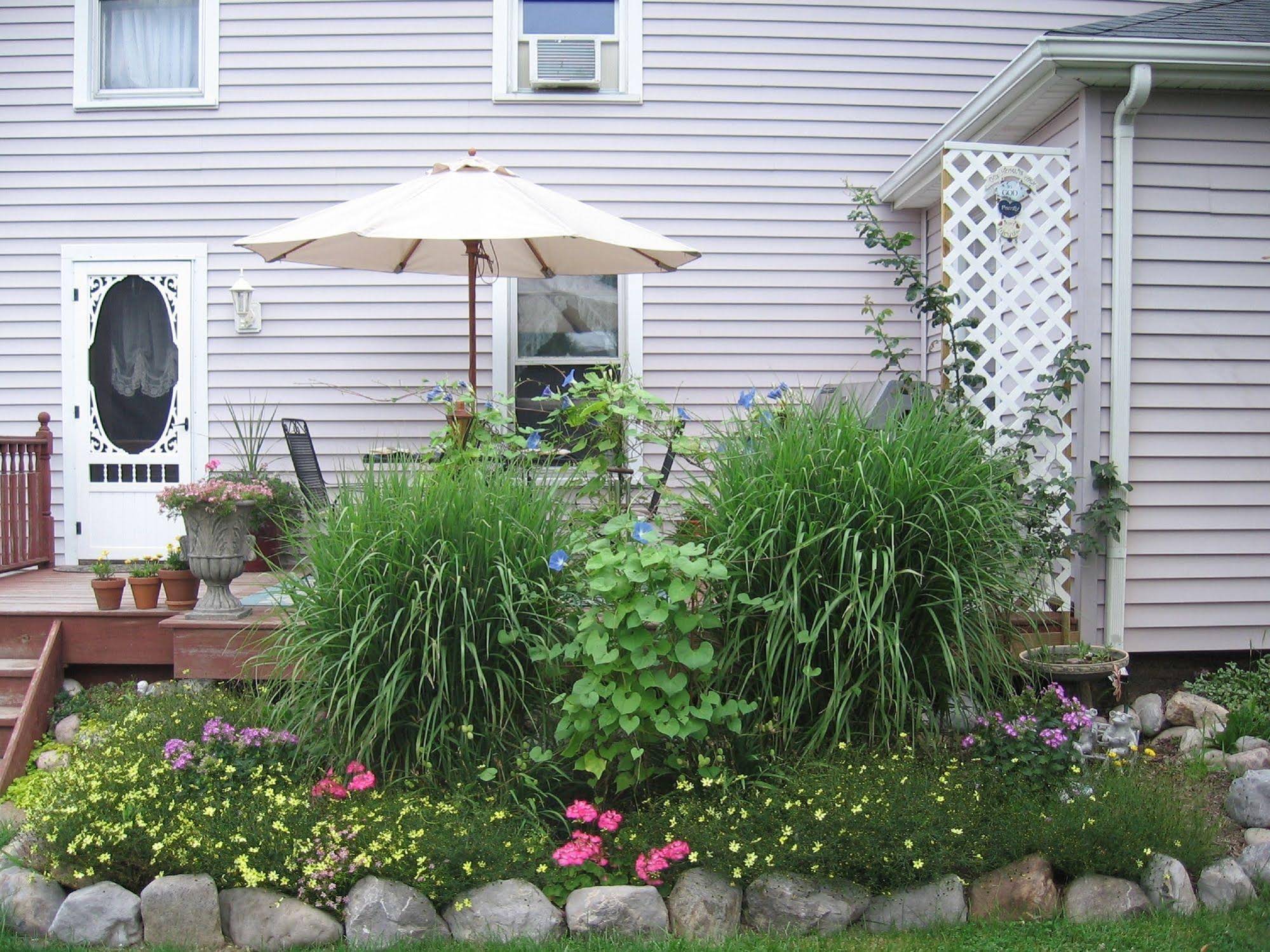The Bella Ella Bed & Breakfast