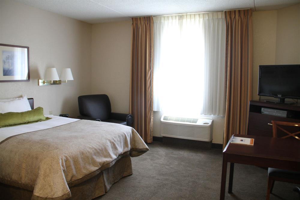 Candlewood Suites East Syracuse - Carrier Circle