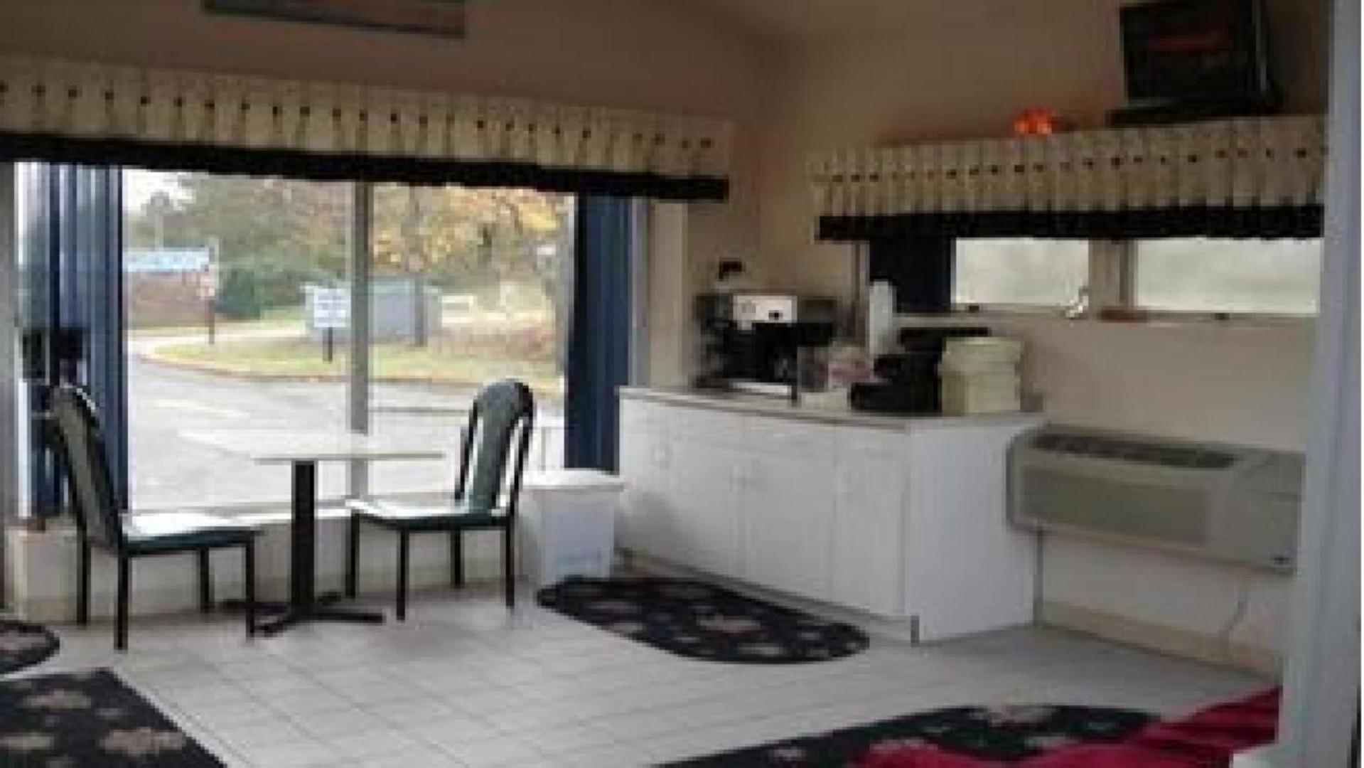 The Tides Motor Inn Stehli Beach