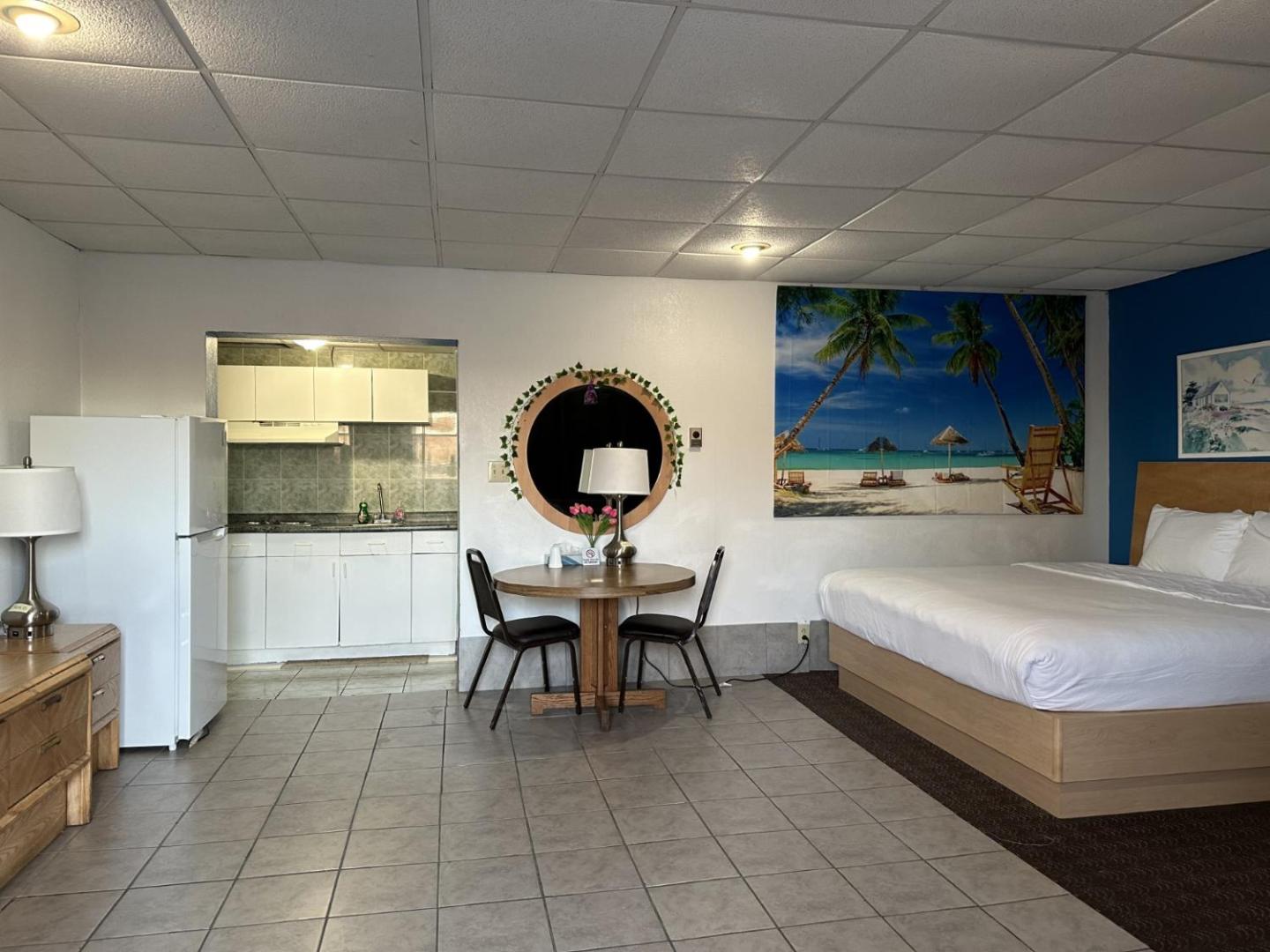 The Tides Motor Inn Stehli Beach