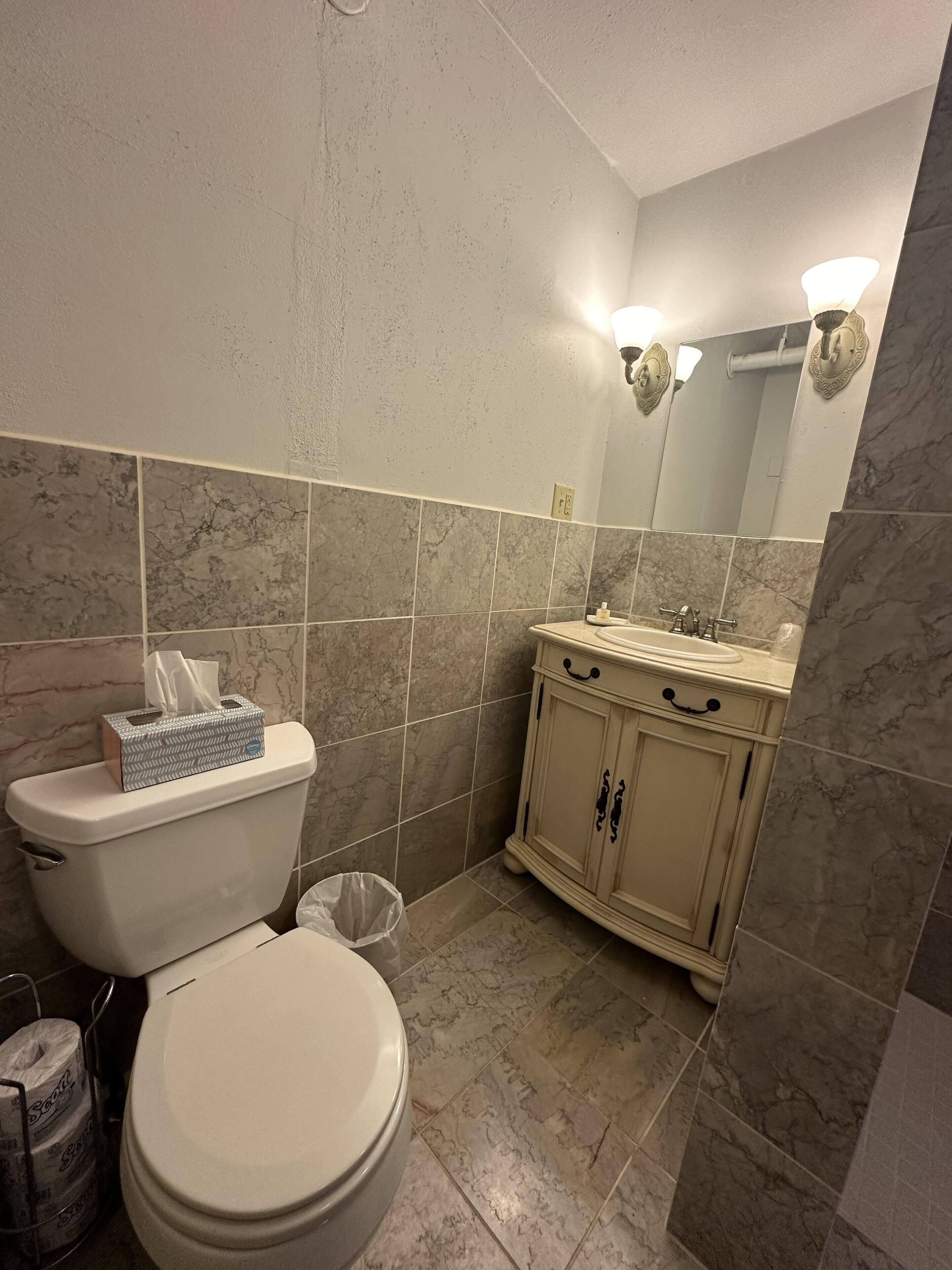 The Oaks B&B Hotel and Spiritual Center