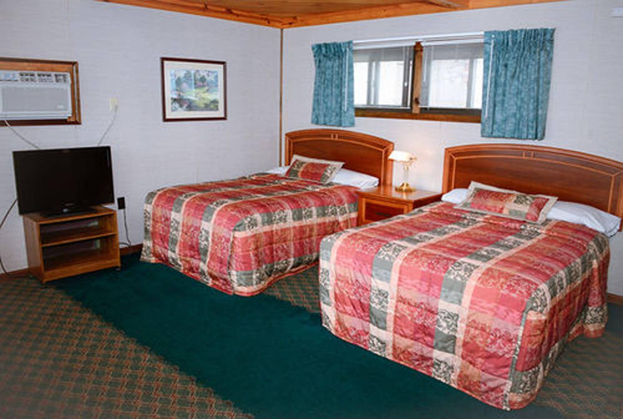 Lake Crest Inn