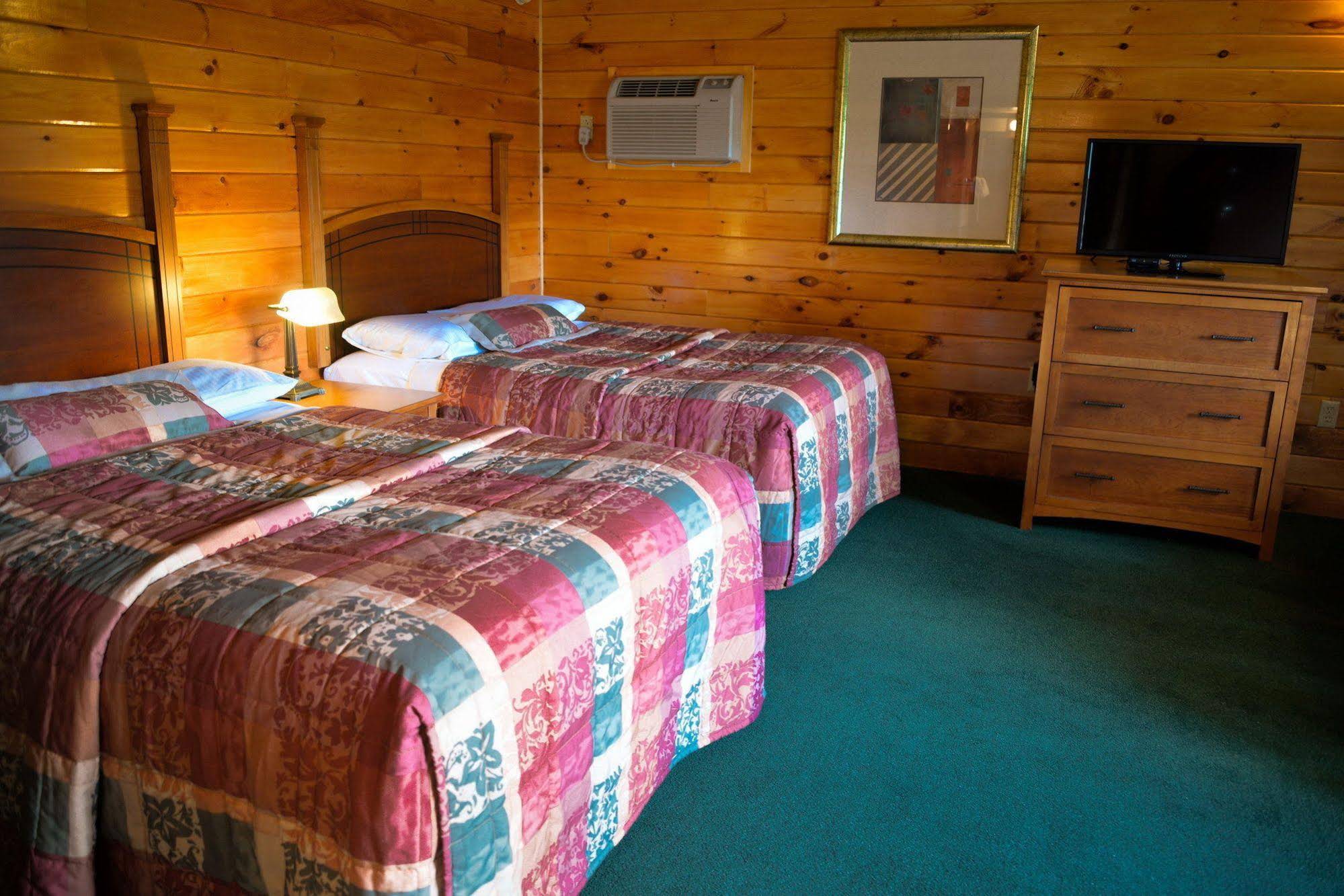 Lake Crest Inn