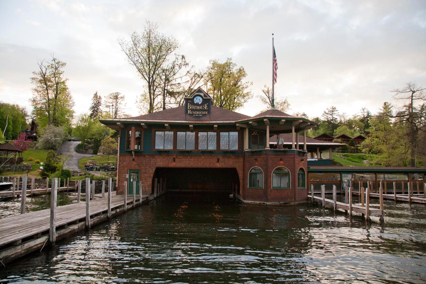 The Lodges at Cresthaven