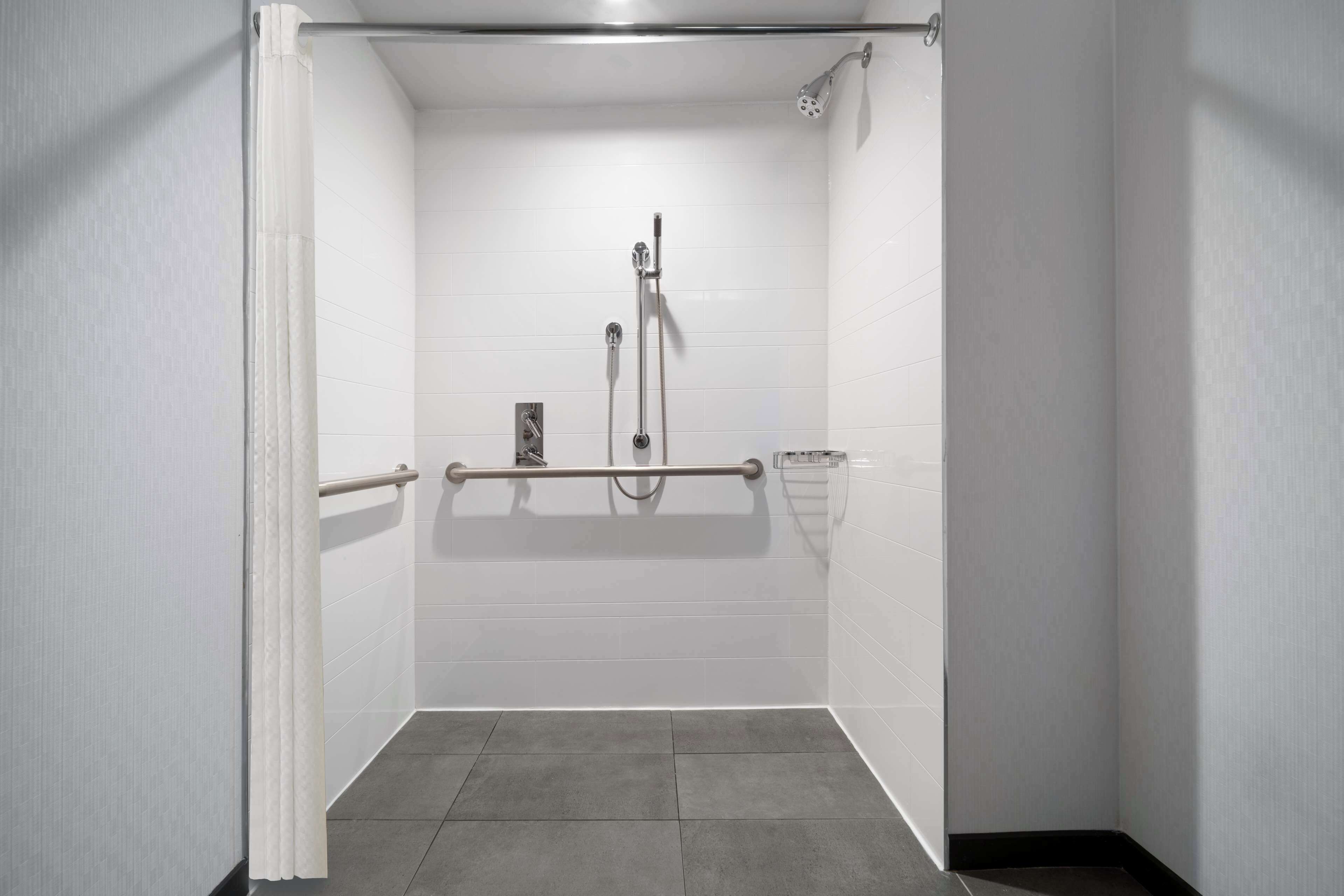 The Nedia, BW Signature Collection