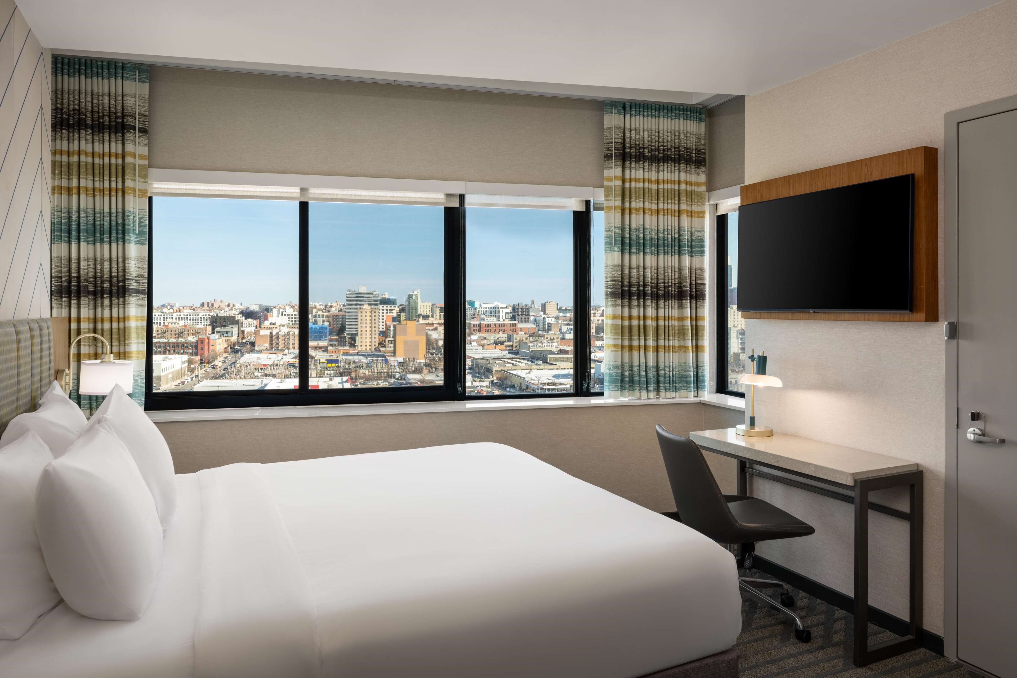 The Nedia, BW Signature Collection