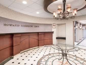 Howard Johnson by Wyndham Newburgh/West Point